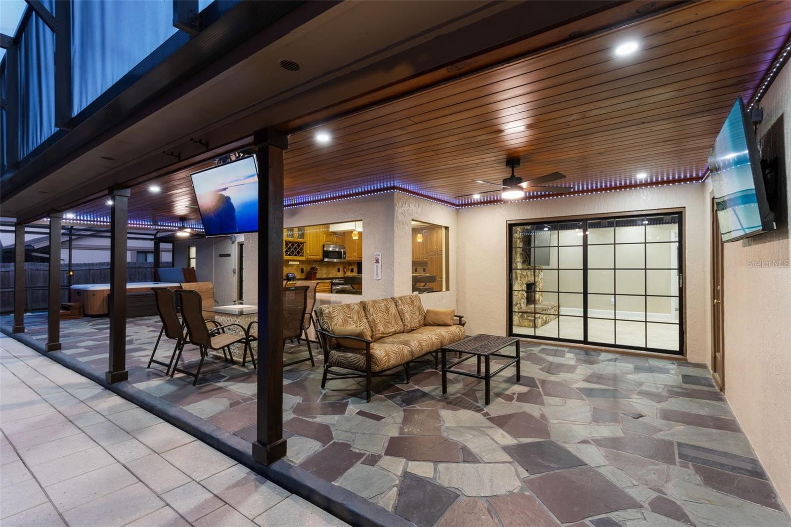 SWEETWATER OAKS SEC 08 - Residential