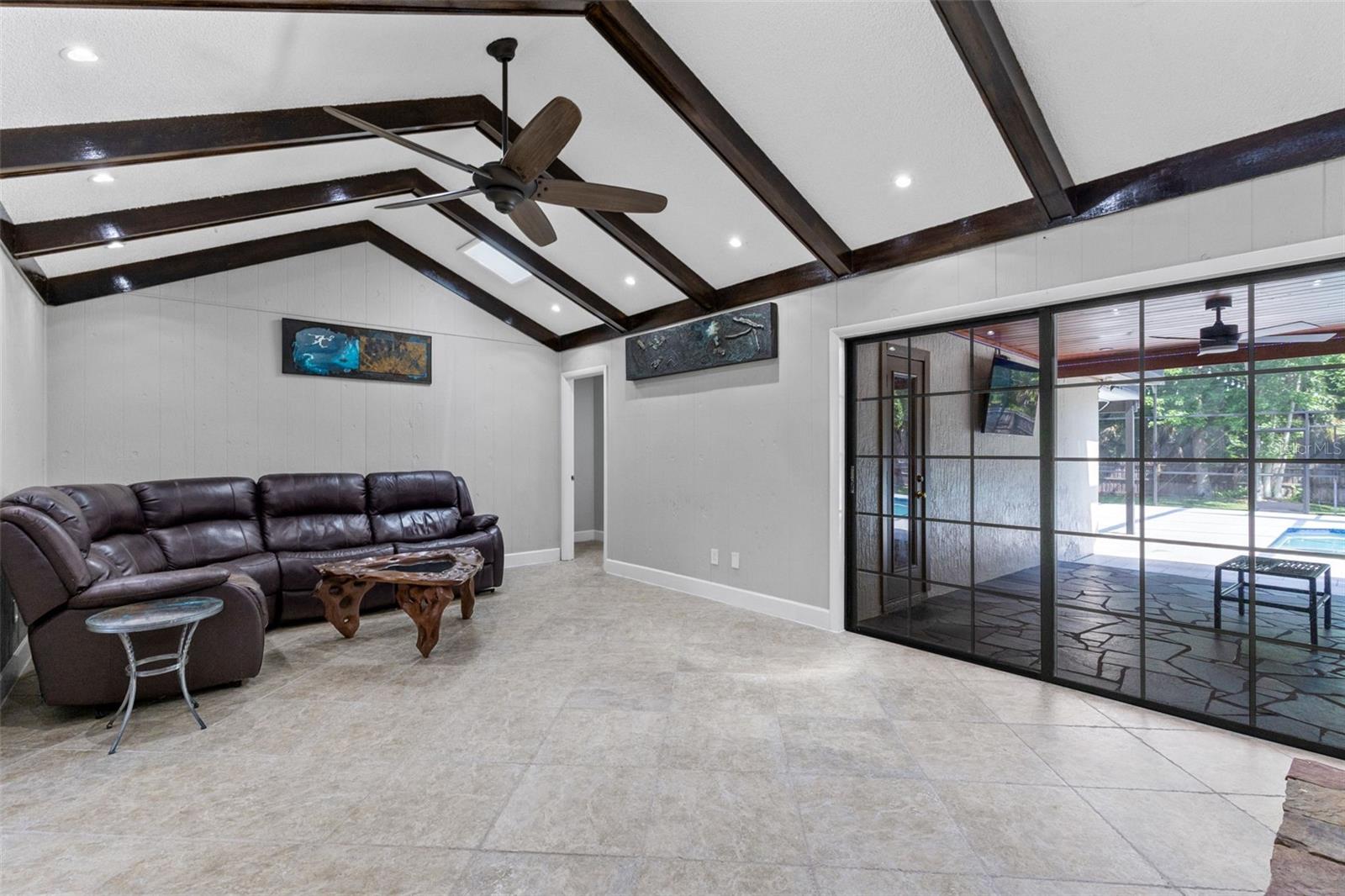 SWEETWATER OAKS SEC 08 - Residential