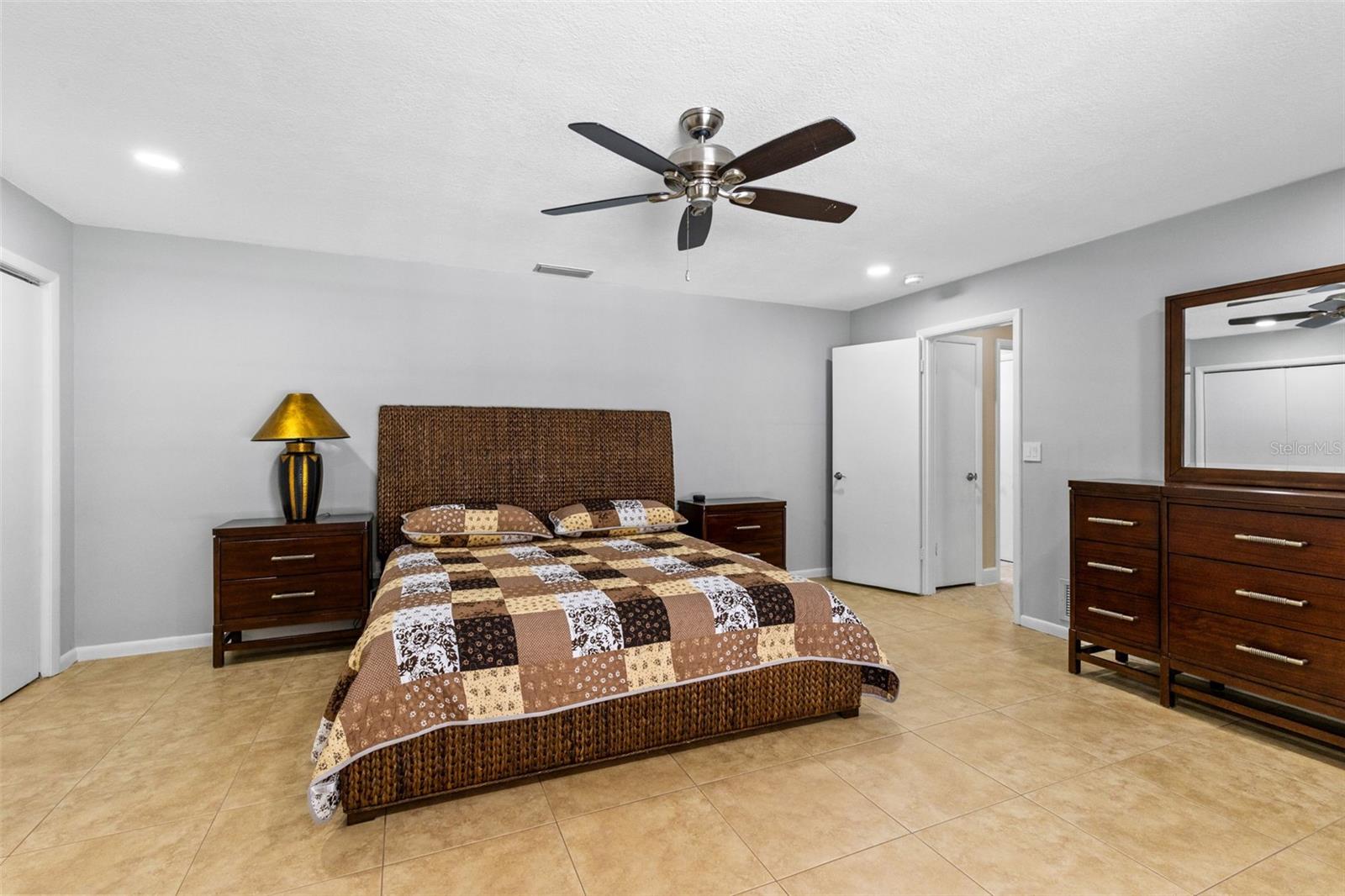 SWEETWATER OAKS SEC 08 - Residential