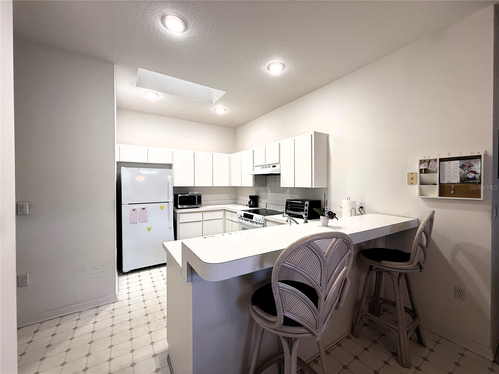 FAIRWAY VILLAS AT MEADOW OAKS - Residential