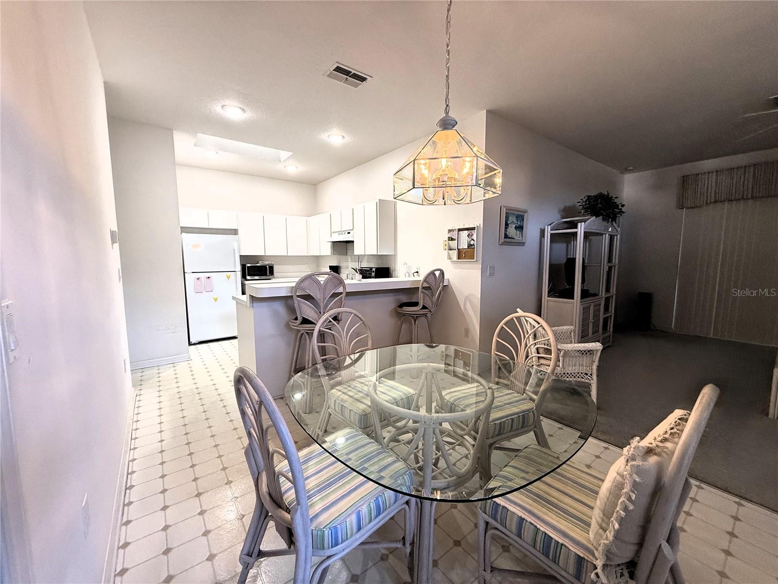 FAIRWAY VILLAS AT MEADOW OAKS - Residential