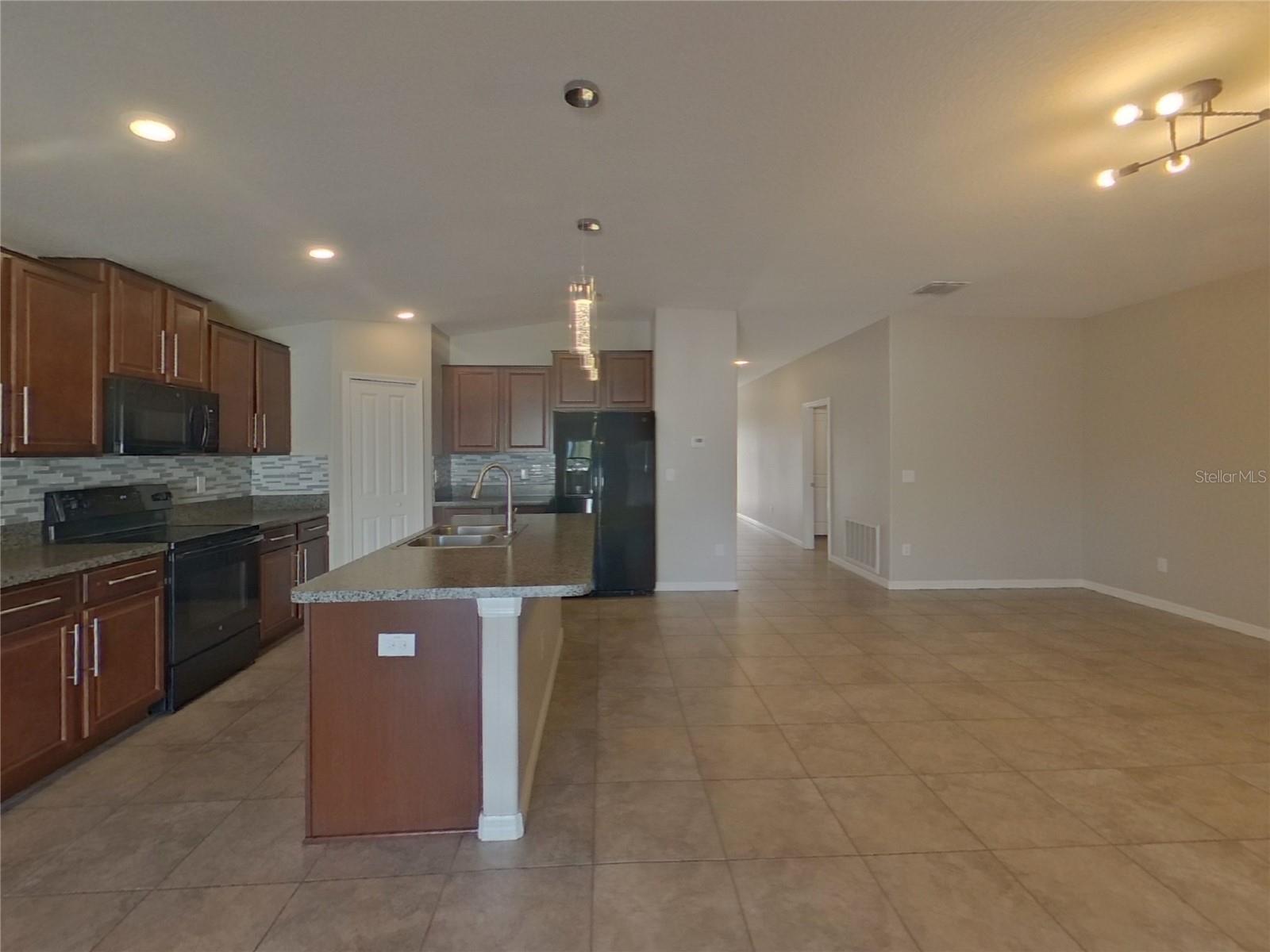 AYERSWORTH GLEN PH 3B - Residential Lease