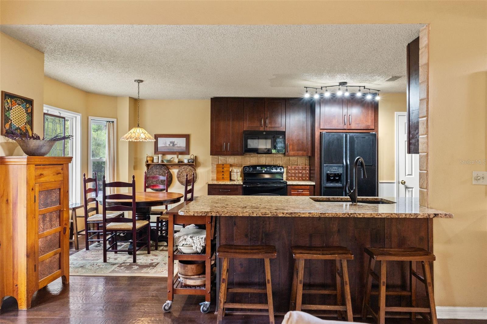 TAMPA PALMS 2C UNIT 1 - Residential