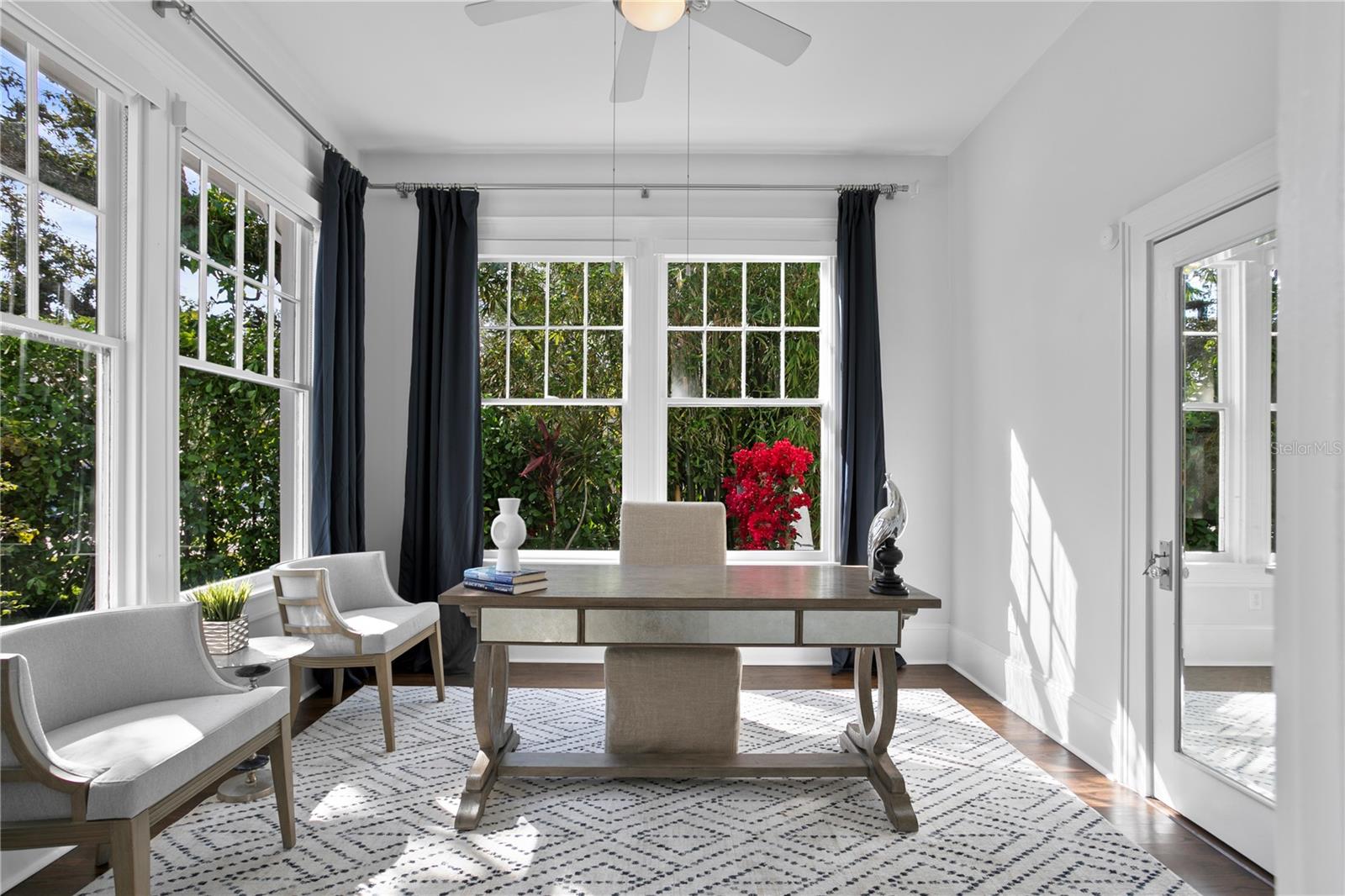 HYDE PARK WEST - Residential