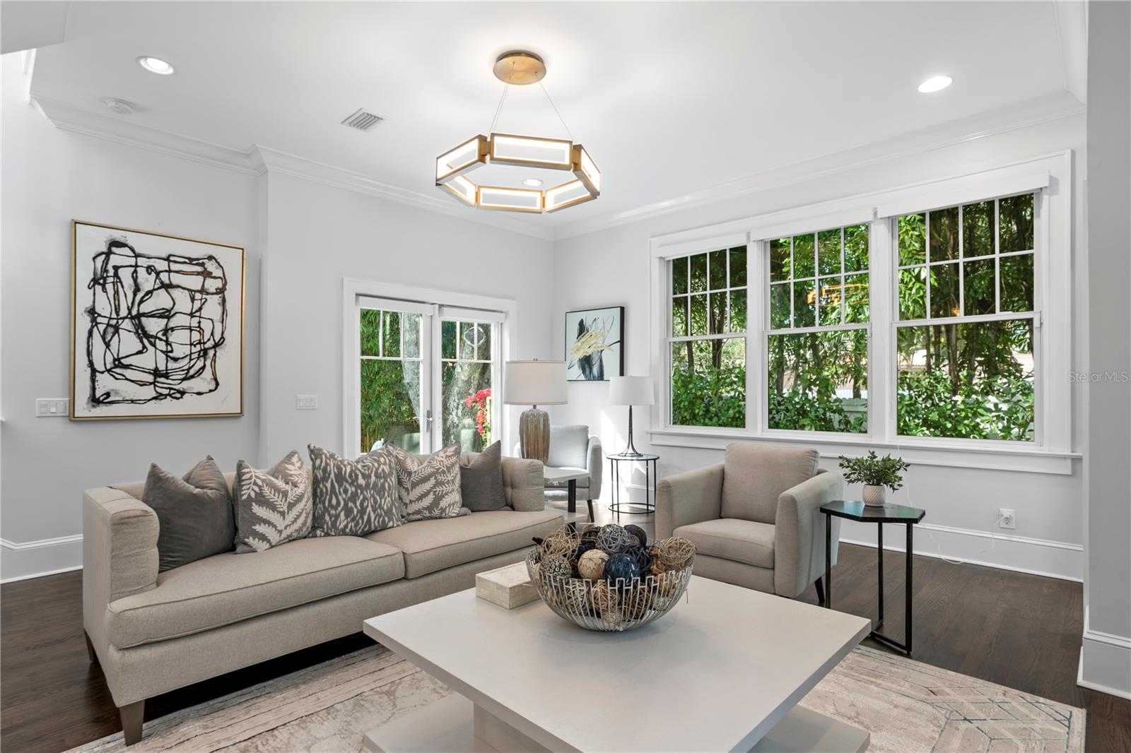 HYDE PARK WEST - Residential