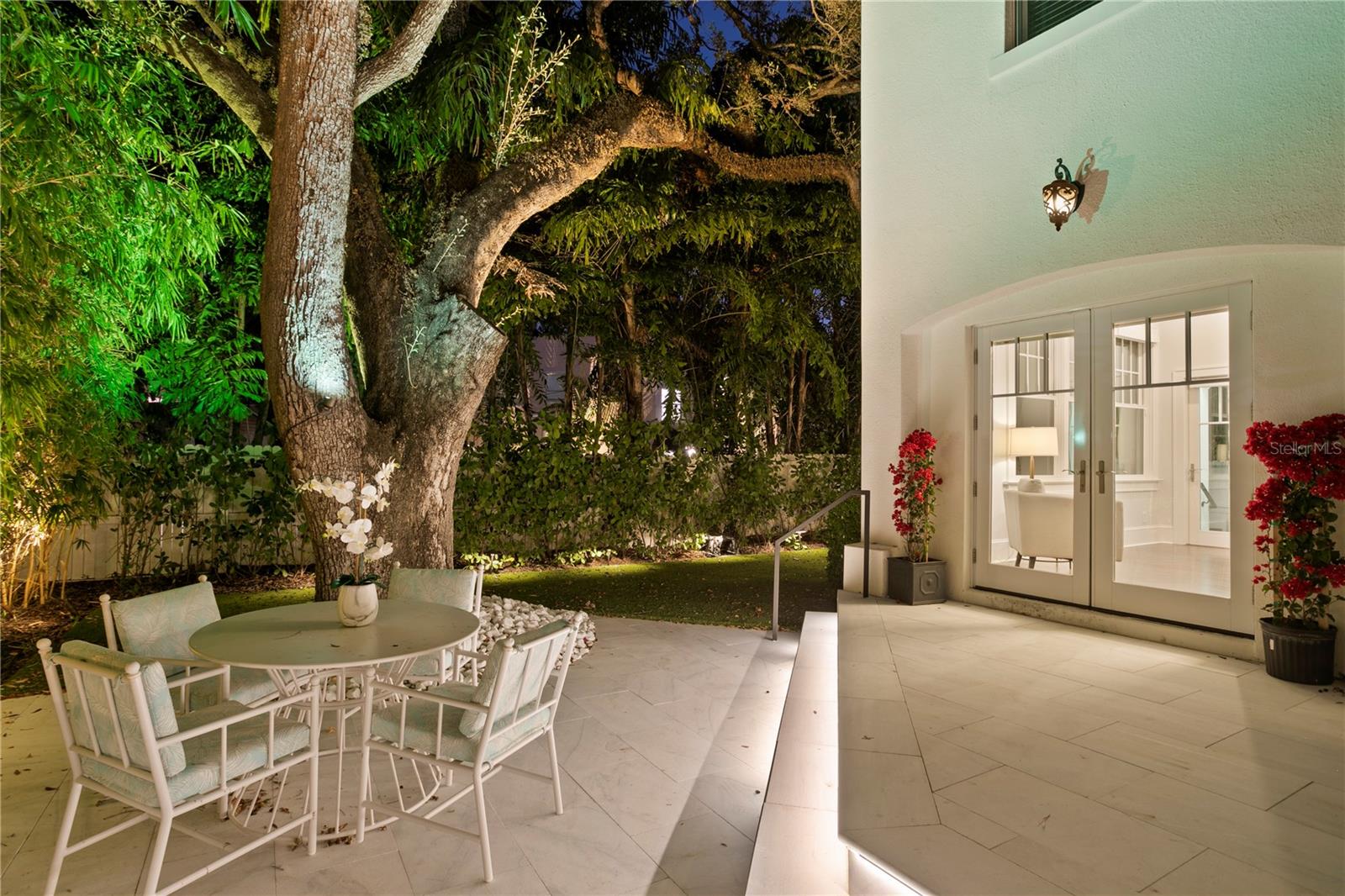 HYDE PARK WEST - Residential