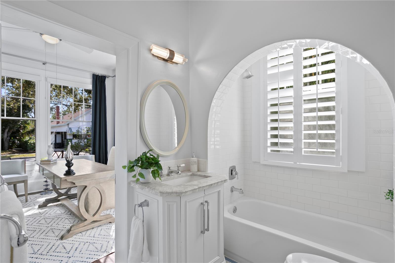 HYDE PARK WEST - Residential