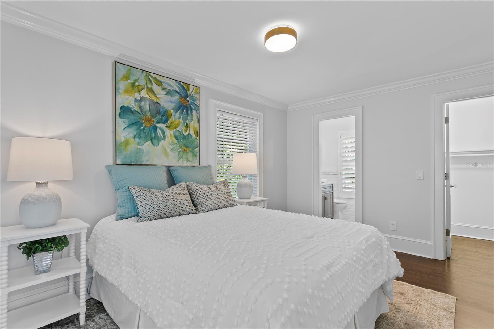 HYDE PARK WEST - Residential