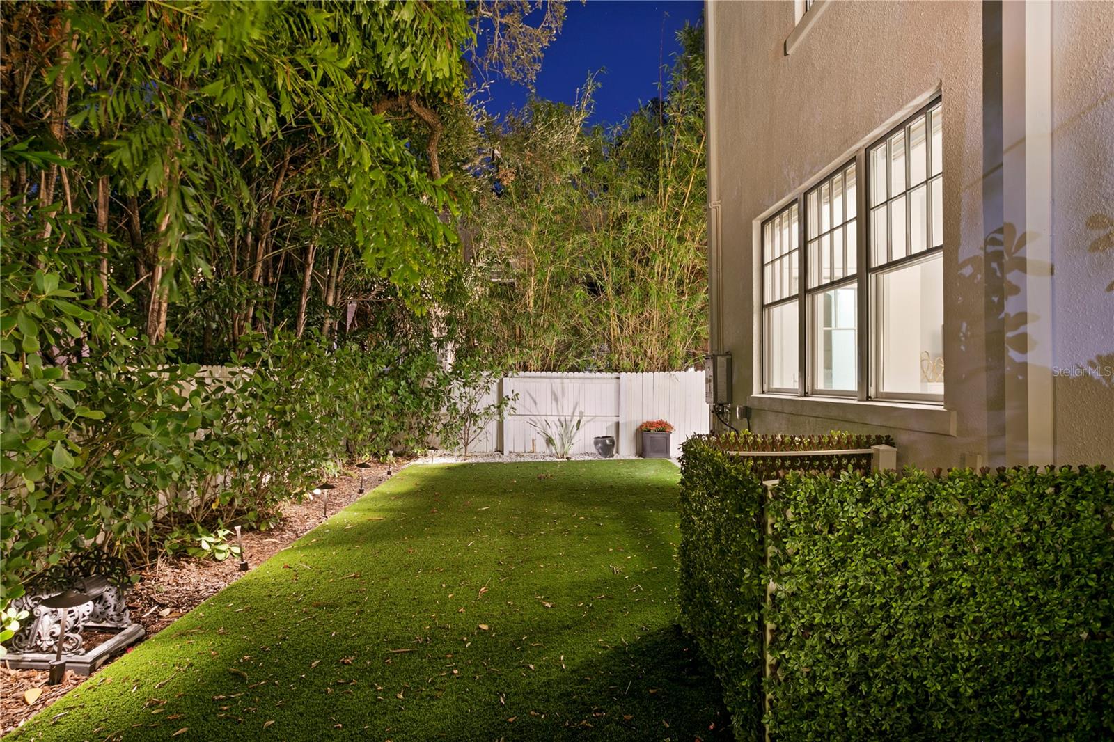 HYDE PARK WEST - Residential