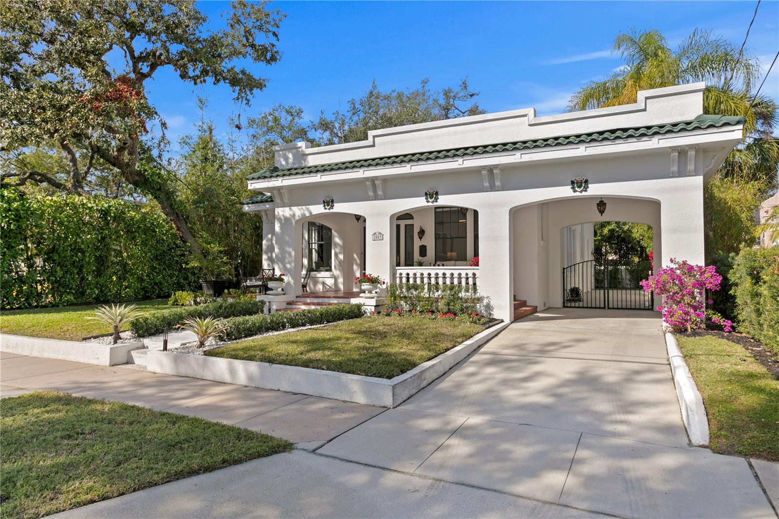 HYDE PARK WEST - Residential