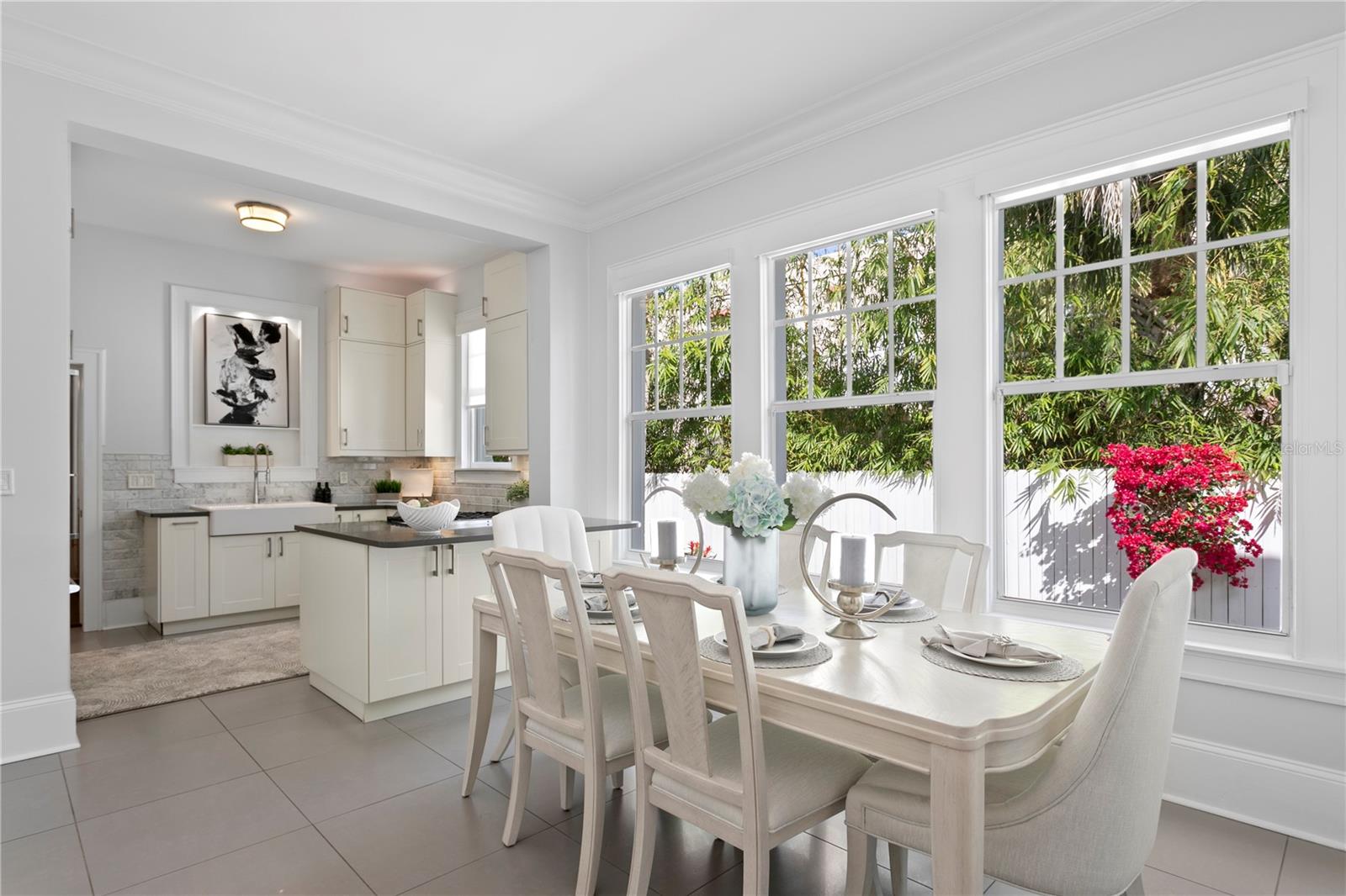 HYDE PARK WEST - Residential