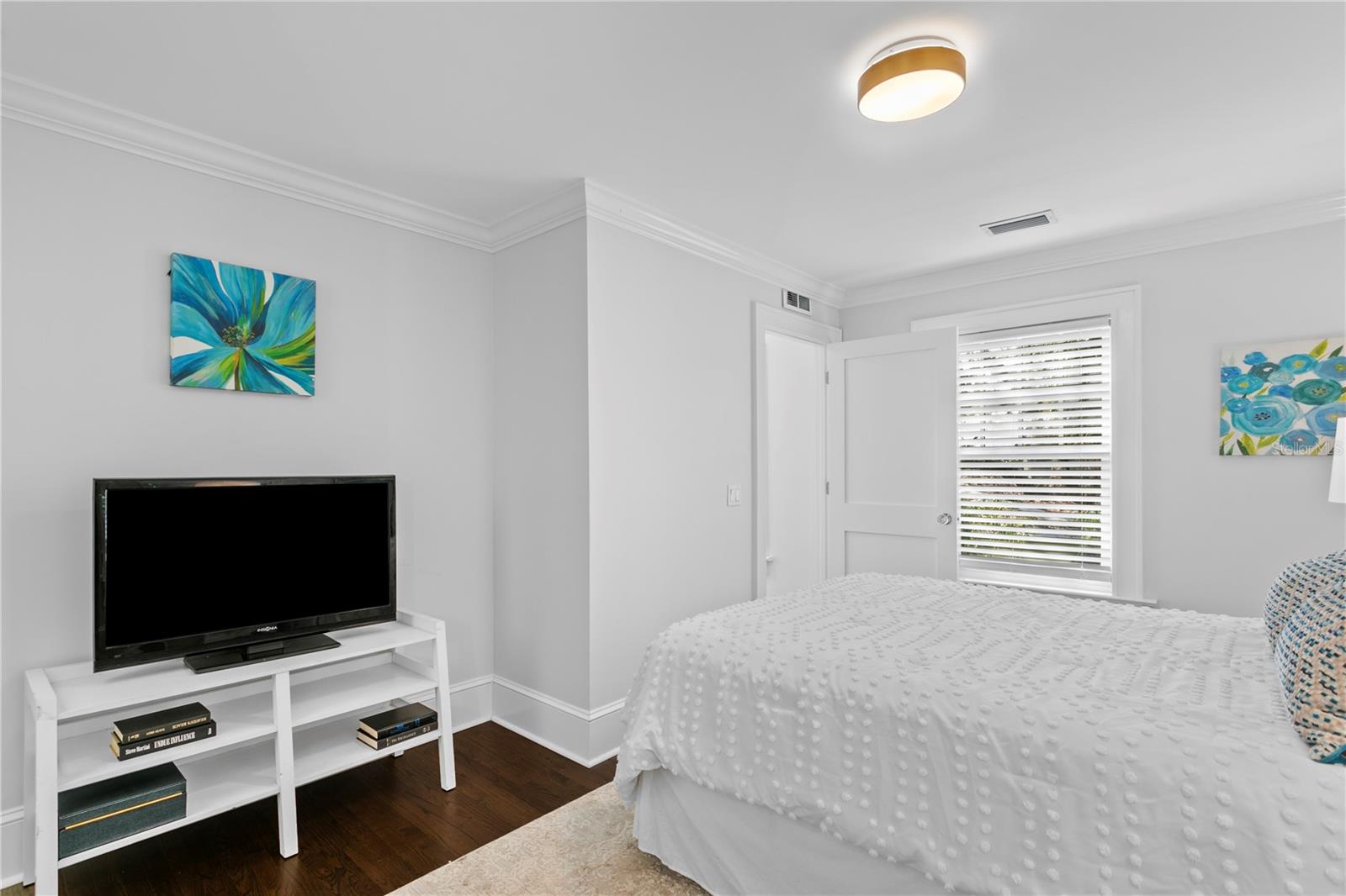 HYDE PARK WEST - Residential