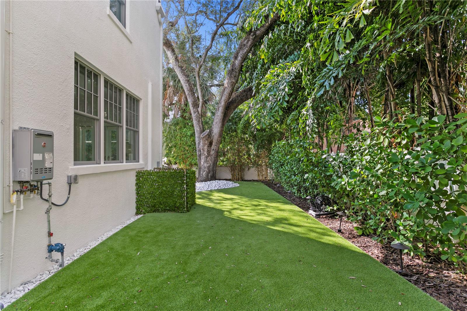 HYDE PARK WEST - Residential