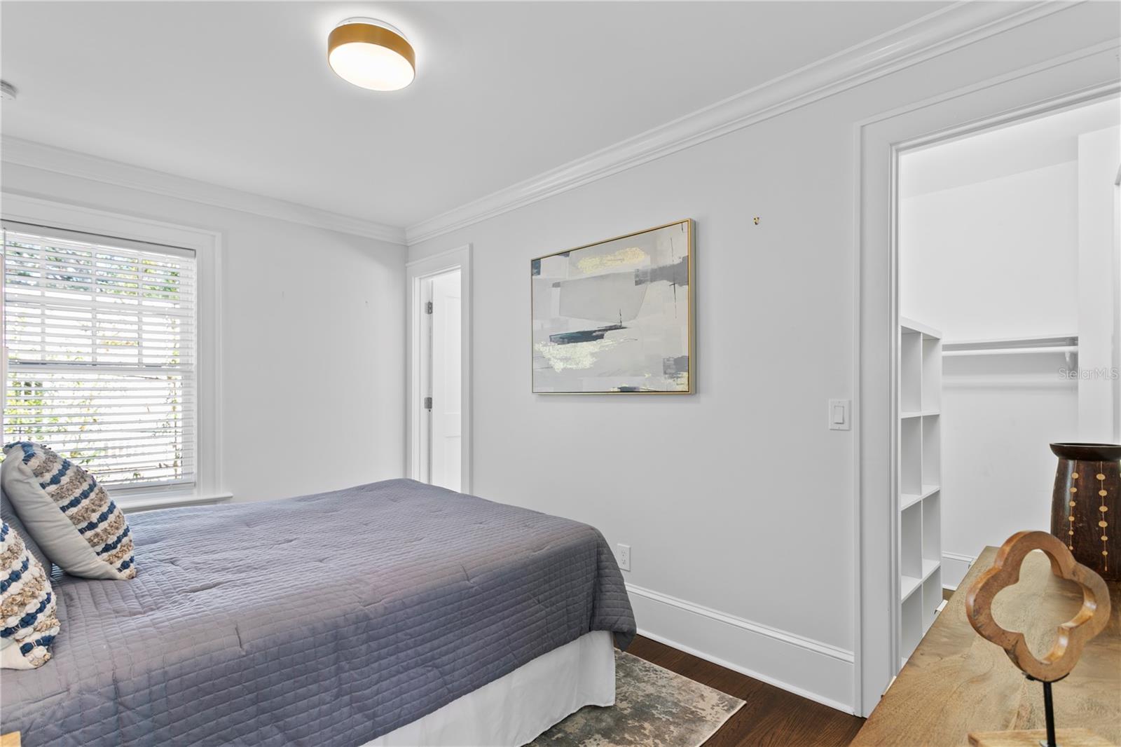 HYDE PARK WEST - Residential