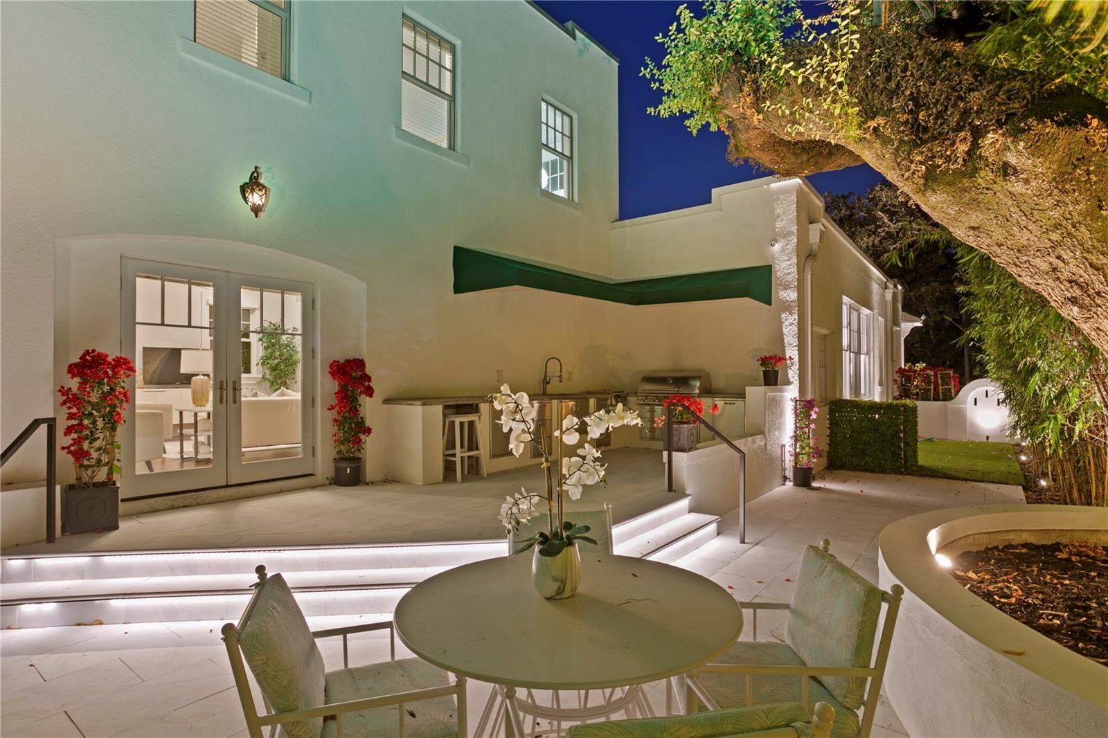 HYDE PARK WEST - Residential