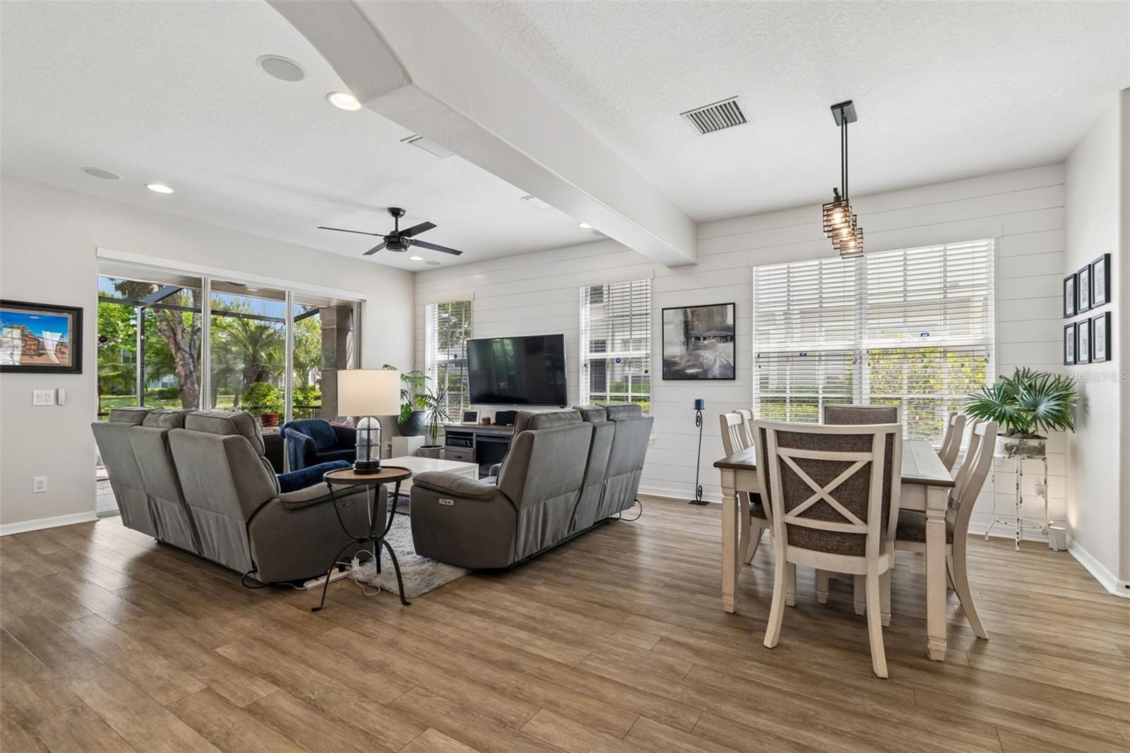 WATERCHASE - Residential