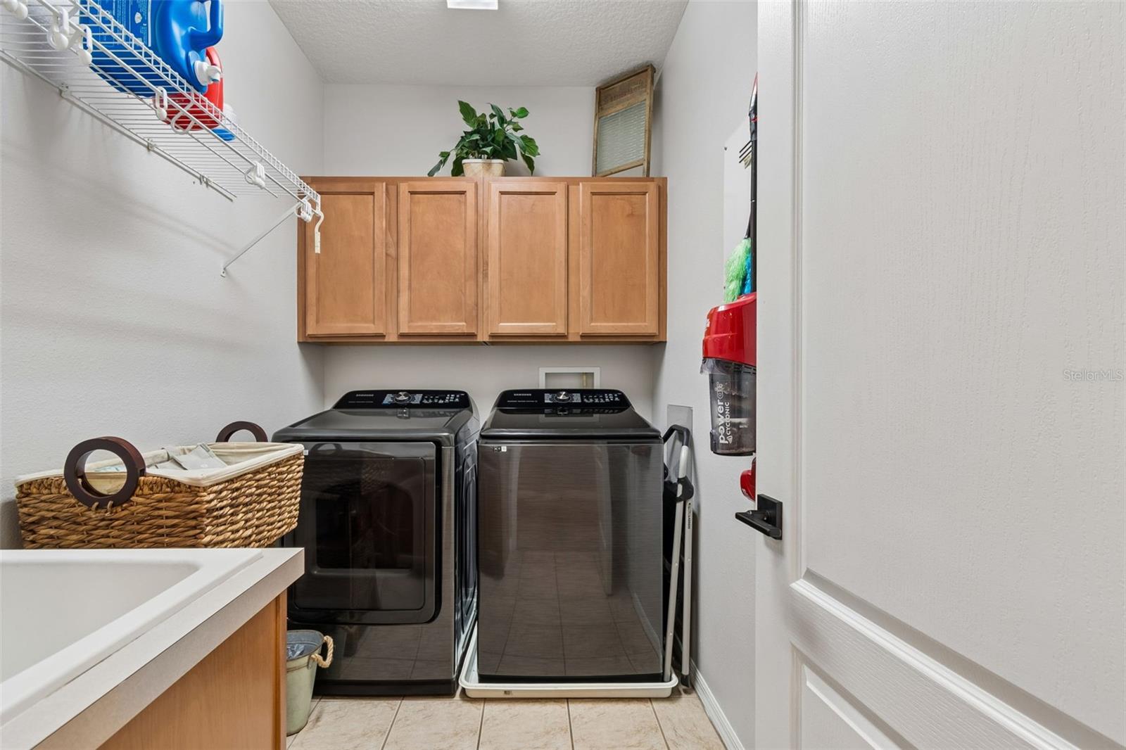 WATERCHASE - Residential