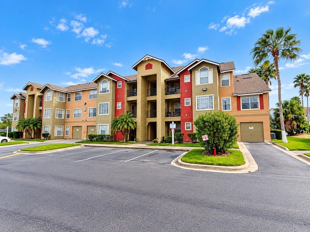 Photo of 2210 Grand Cayman Court #1733, Kissimmee, FL 34741 (MLS # S5159978)