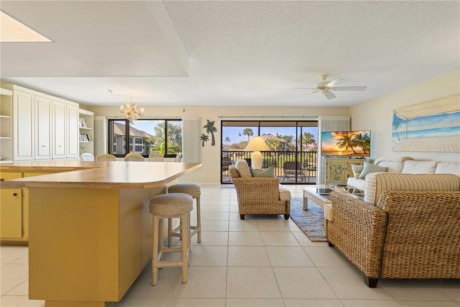 COMMODORE CLUB CONDO - Residential