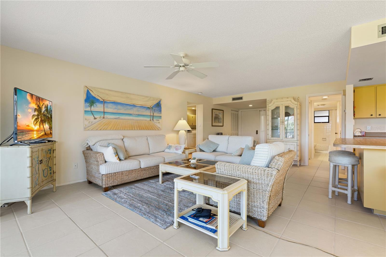 COMMODORE CLUB CONDO - Residential