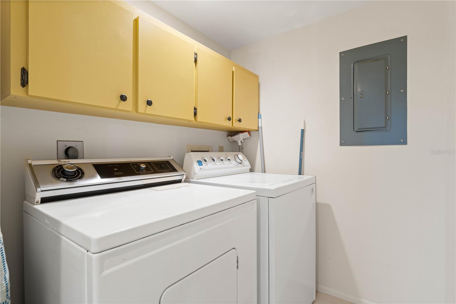 COMMODORE CLUB CONDO - Residential