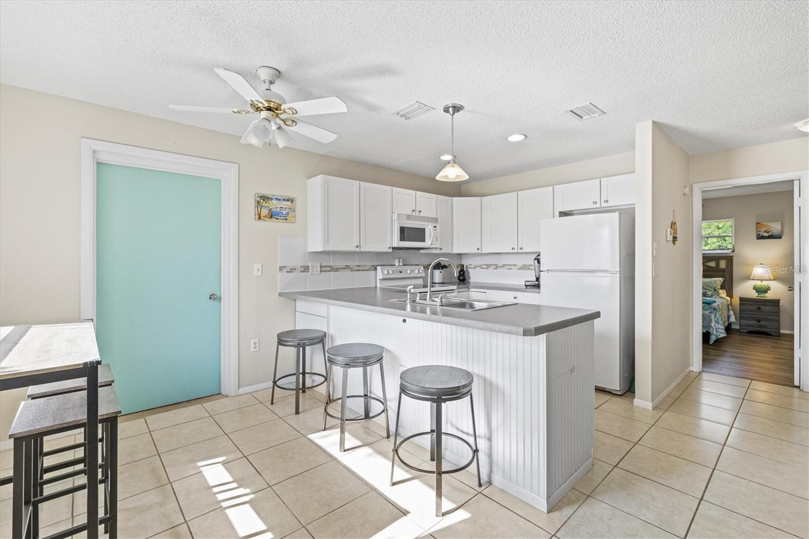 PHILLIPPI GARDENS - Residential Income