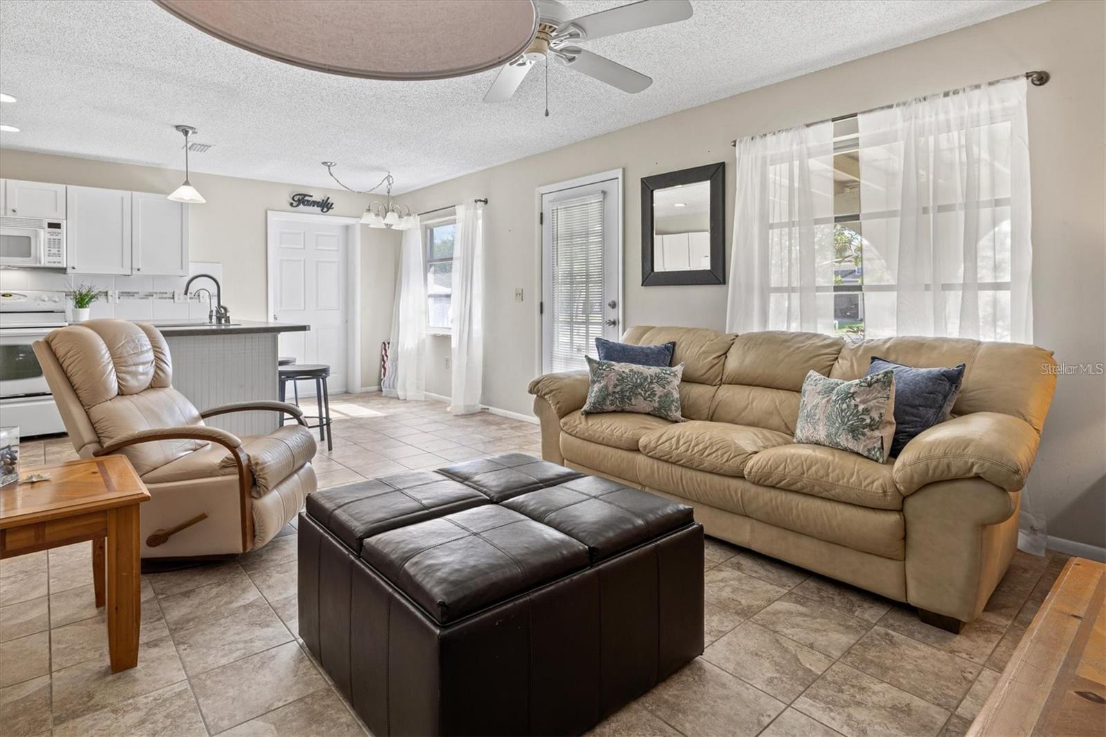 PHILLIPPI GARDENS - Residential Income