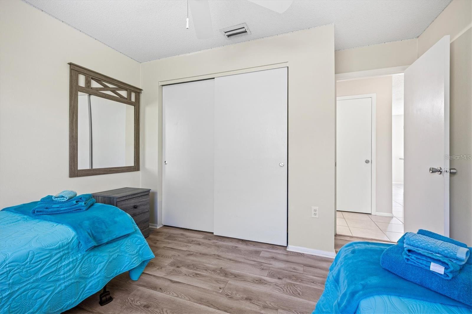 PHILLIPPI GARDENS - Residential Income