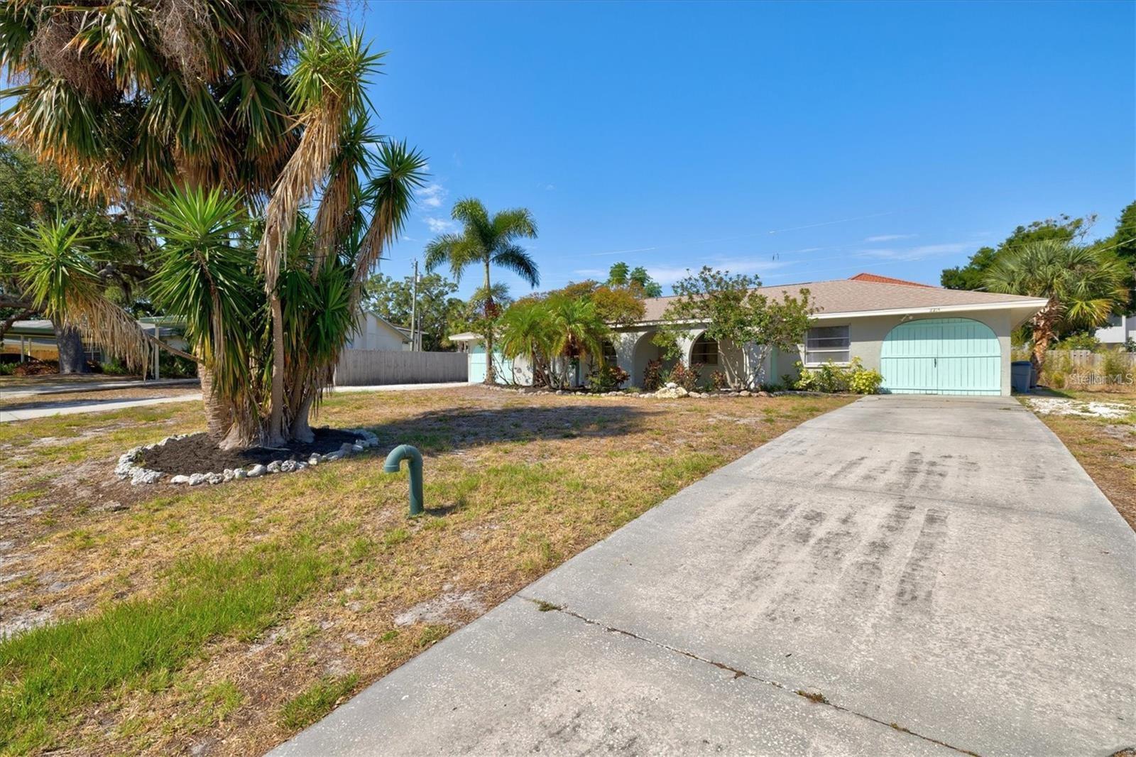 PHILLIPPI GARDENS - Residential Income