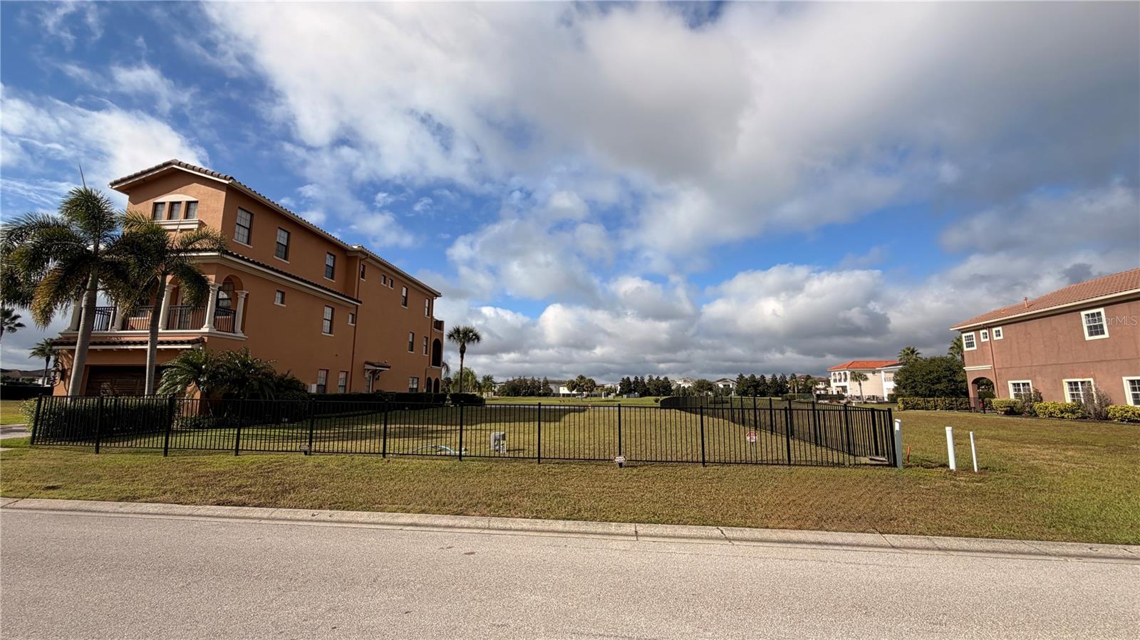 REUNION WEST VLGS NORTH - Land