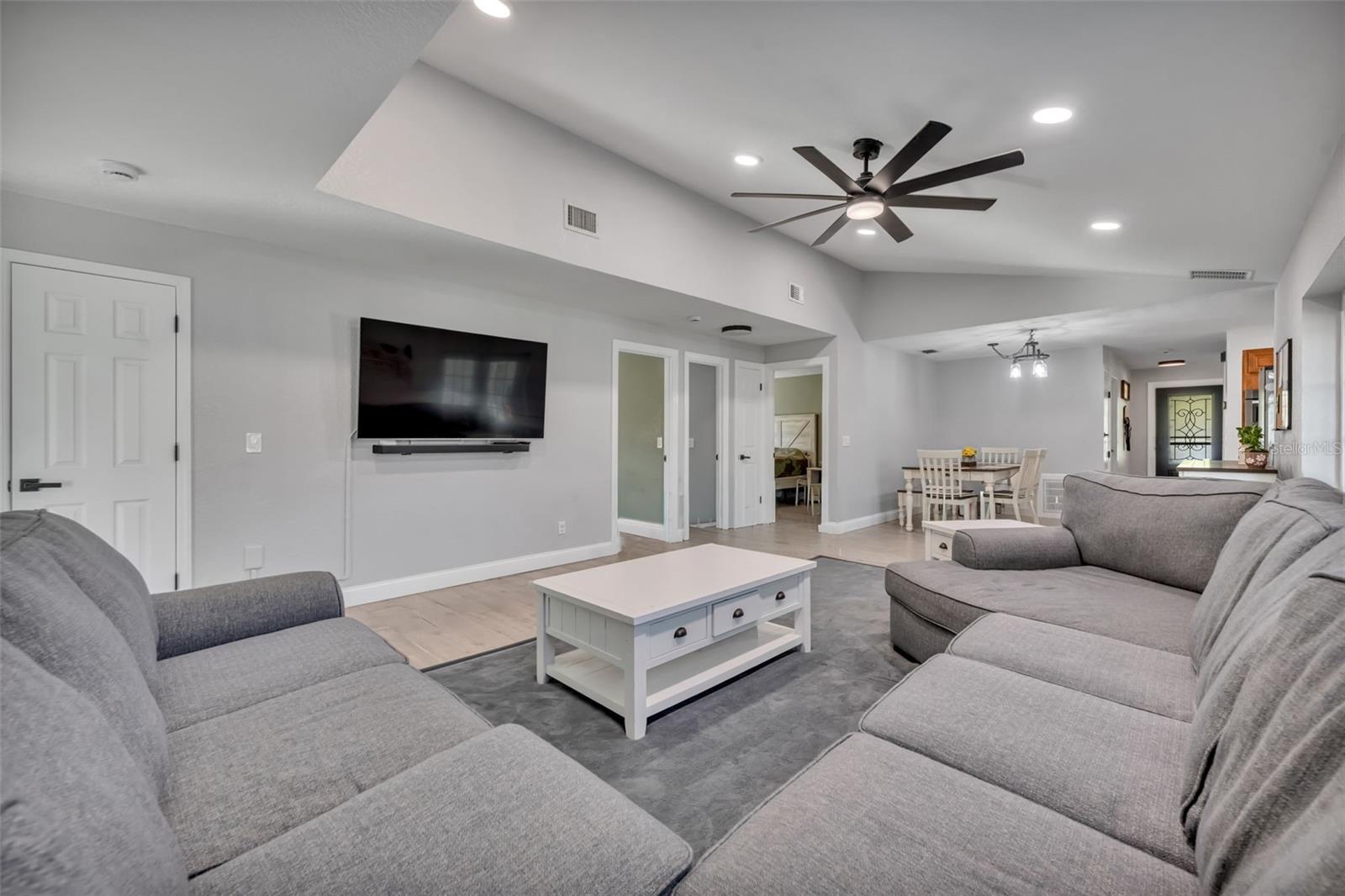 OSCEOLA ACRES 5 ACRE DEV - Residential