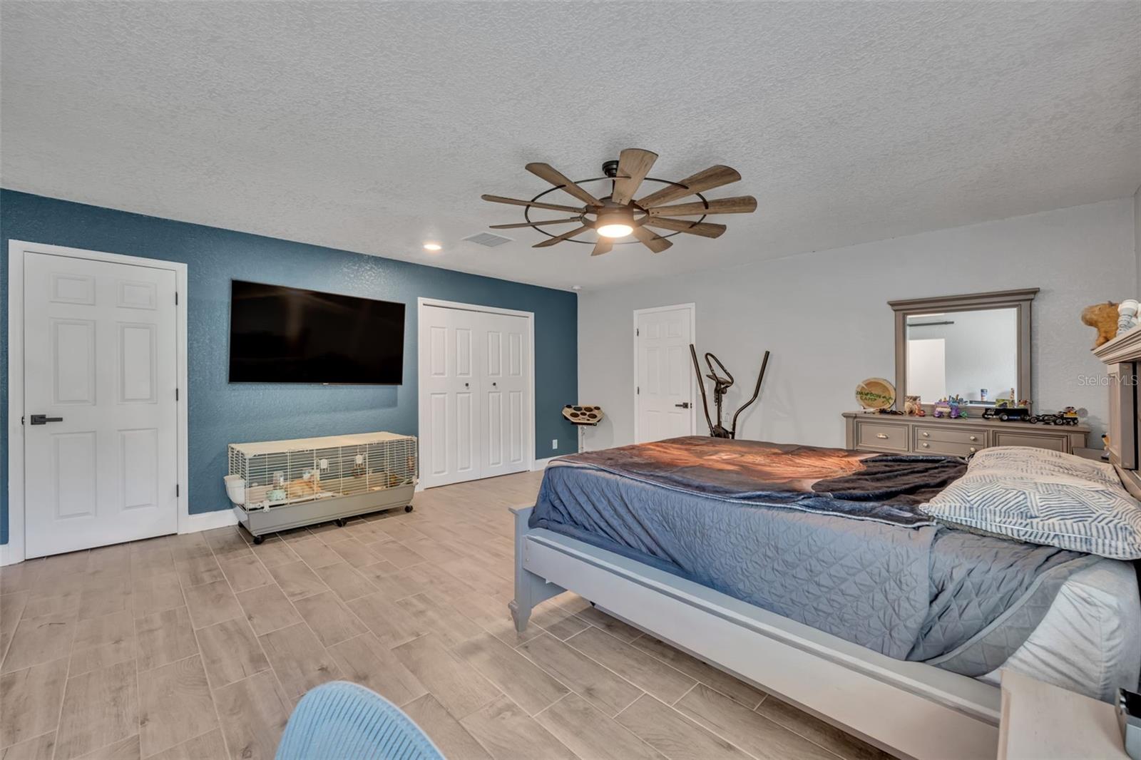 OSCEOLA ACRES 5 ACRE DEV - Residential