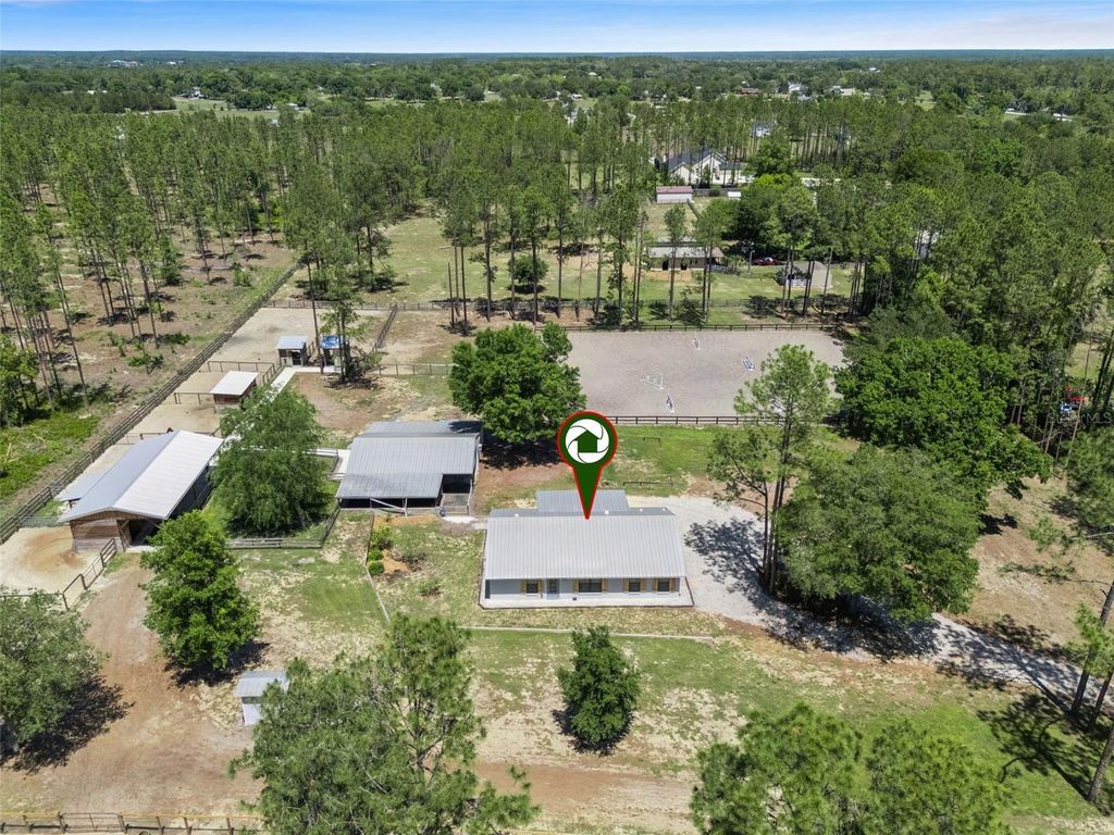 Photo of 20701 County Road 44a, Eustis, FL 32736 (MLS # O6401282)
