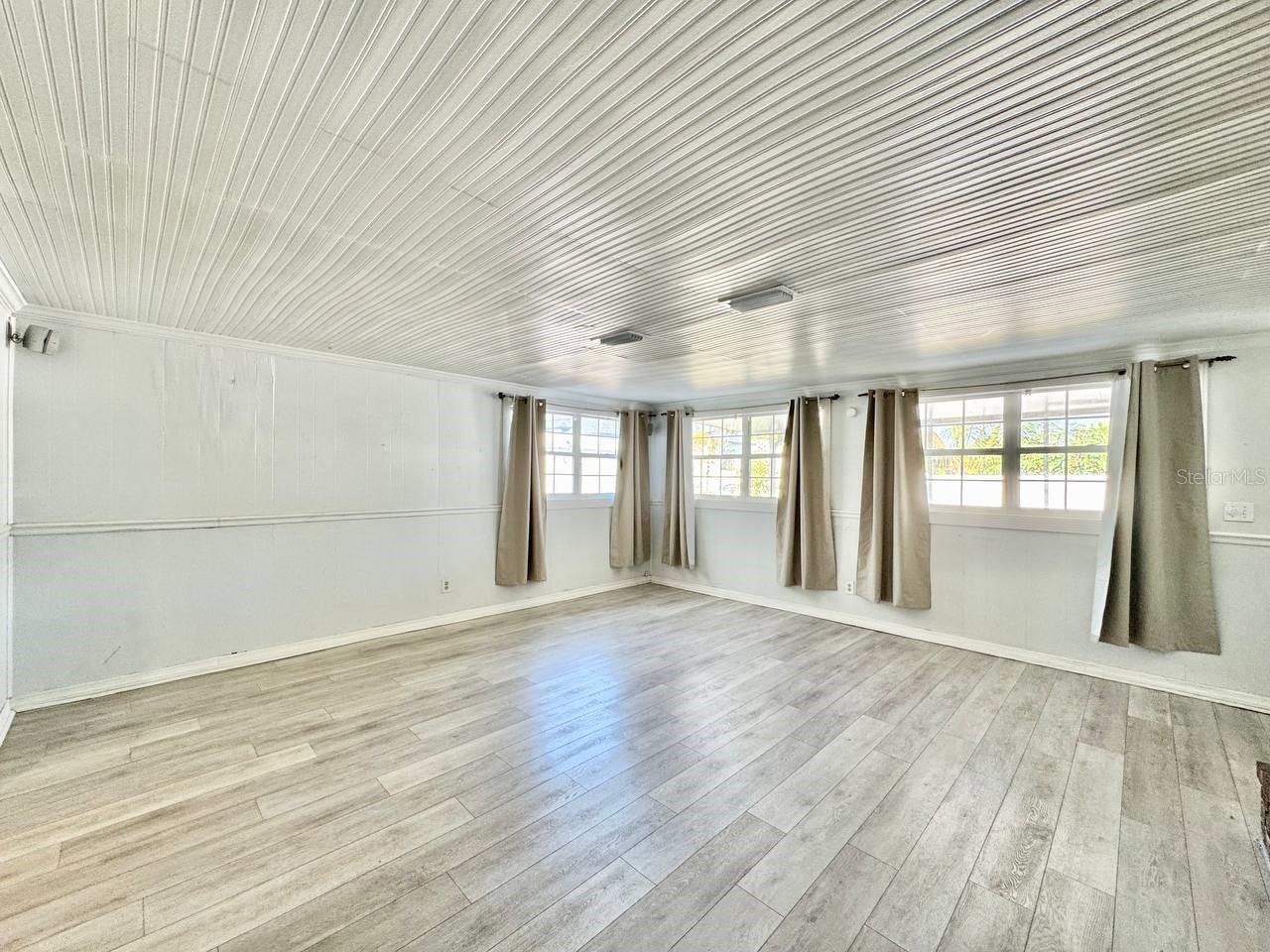 WESTHIGH SUB - Residential Lease