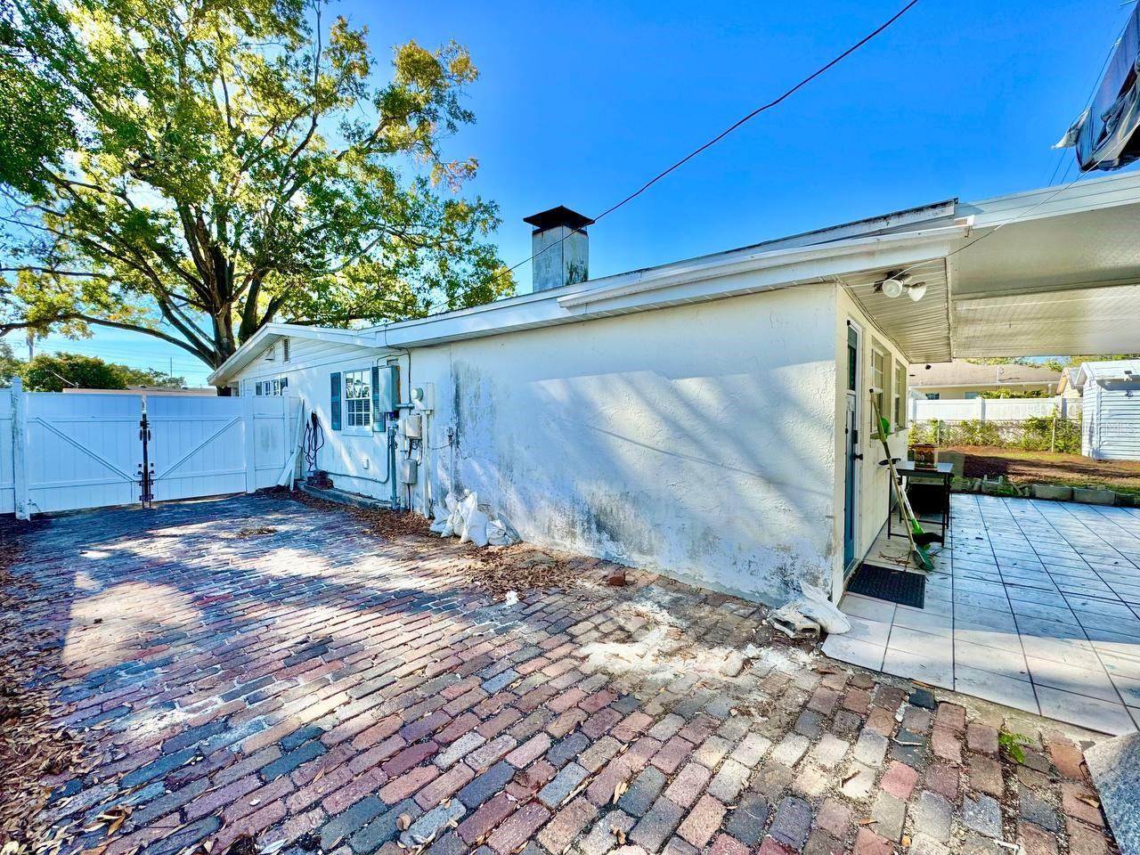 WESTHIGH SUB - Residential Lease