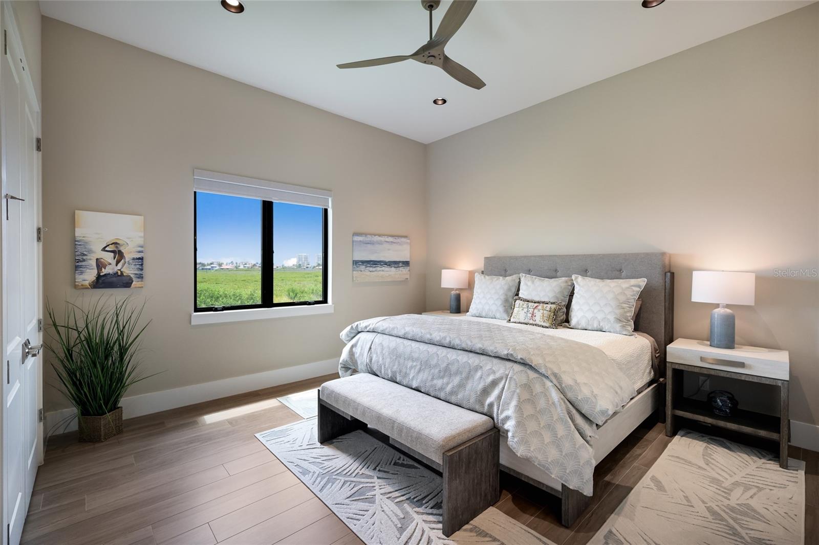 SANCTUARY COVE - Residential