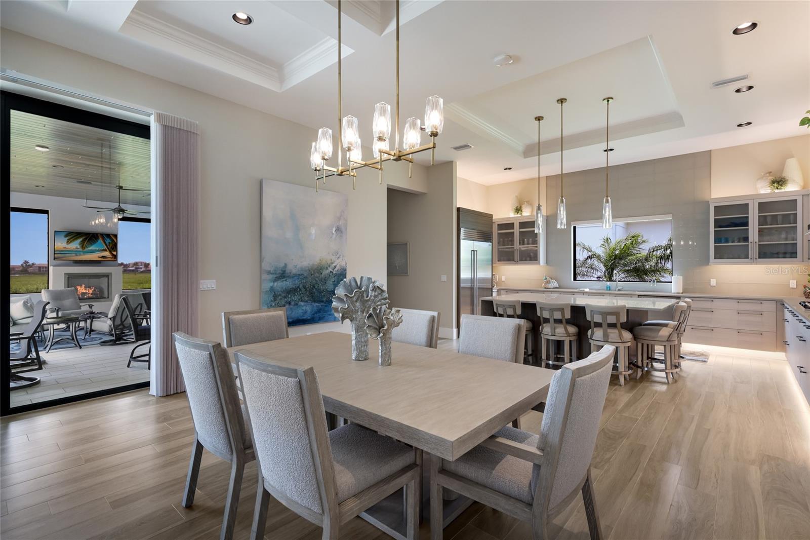 SANCTUARY COVE - Residential