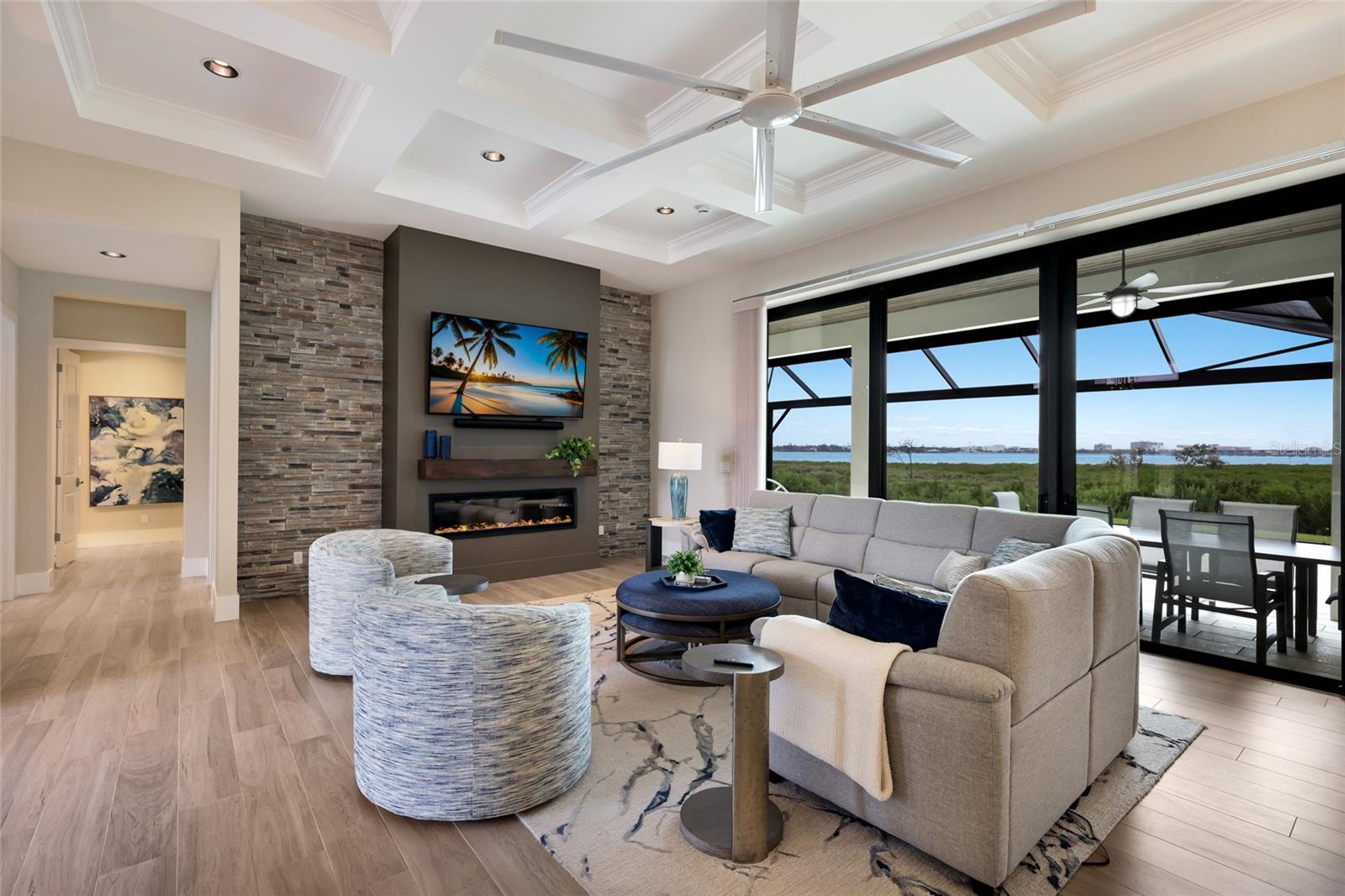 SANCTUARY COVE - Residential