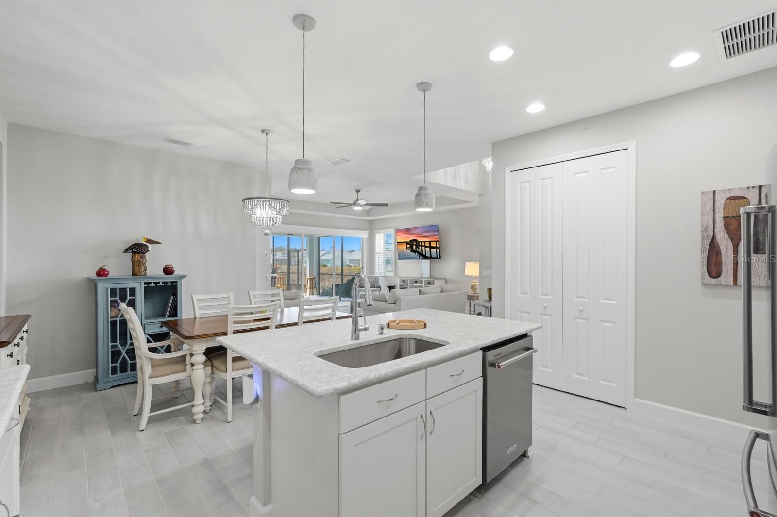 LATITUDE/DAYTONA BEACH PH 6 - Residential