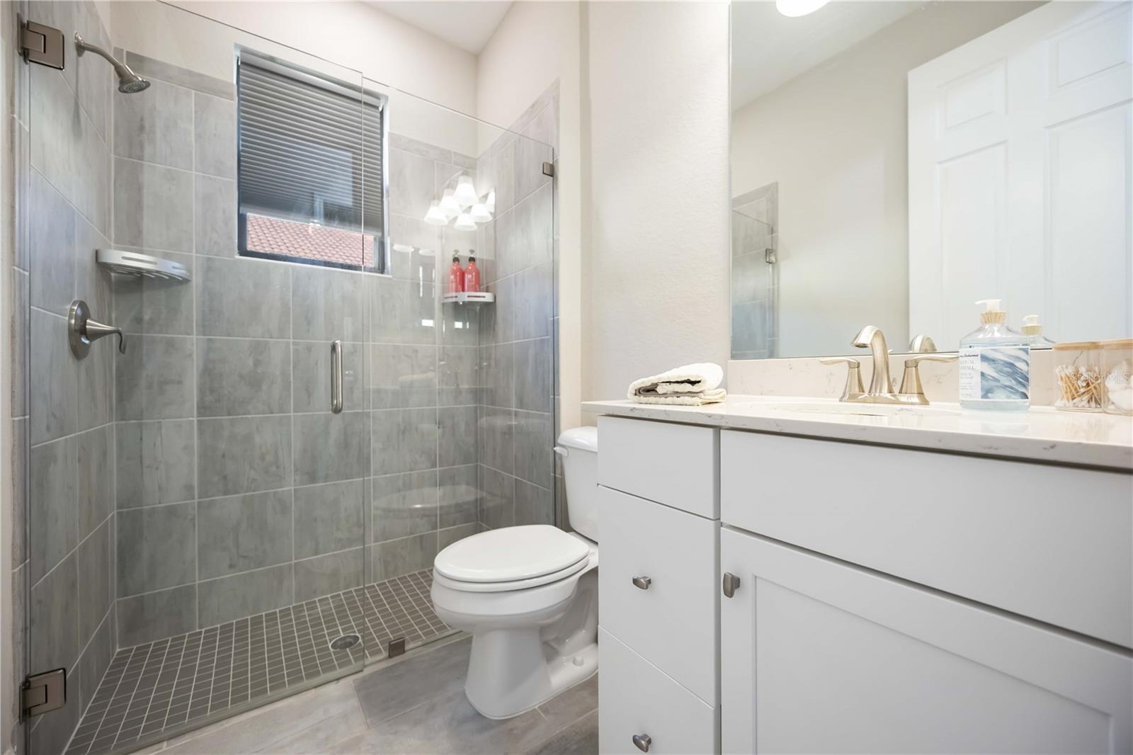 SARASOTA NATIONAL - Residential