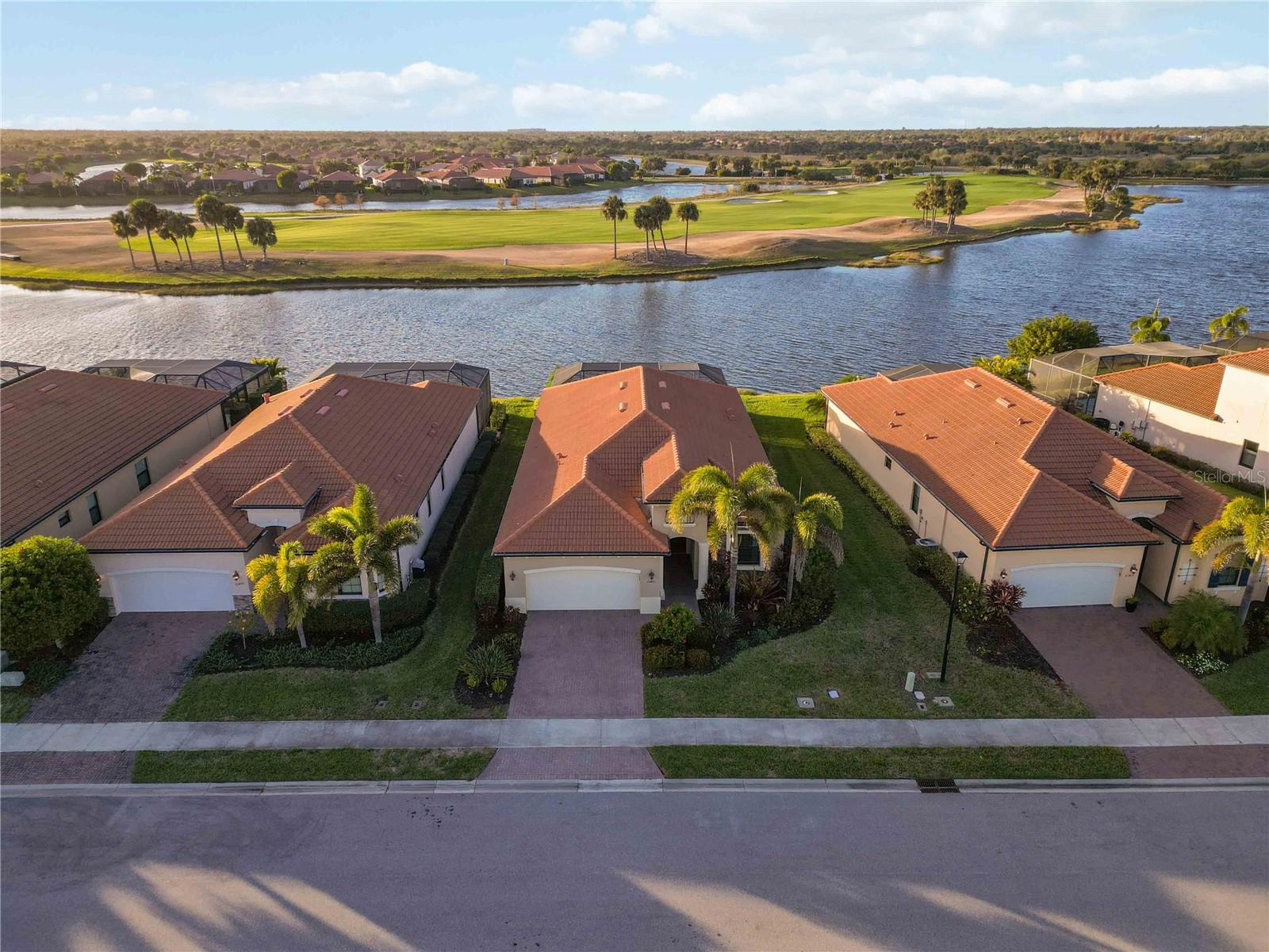 SARASOTA NATIONAL - Residential