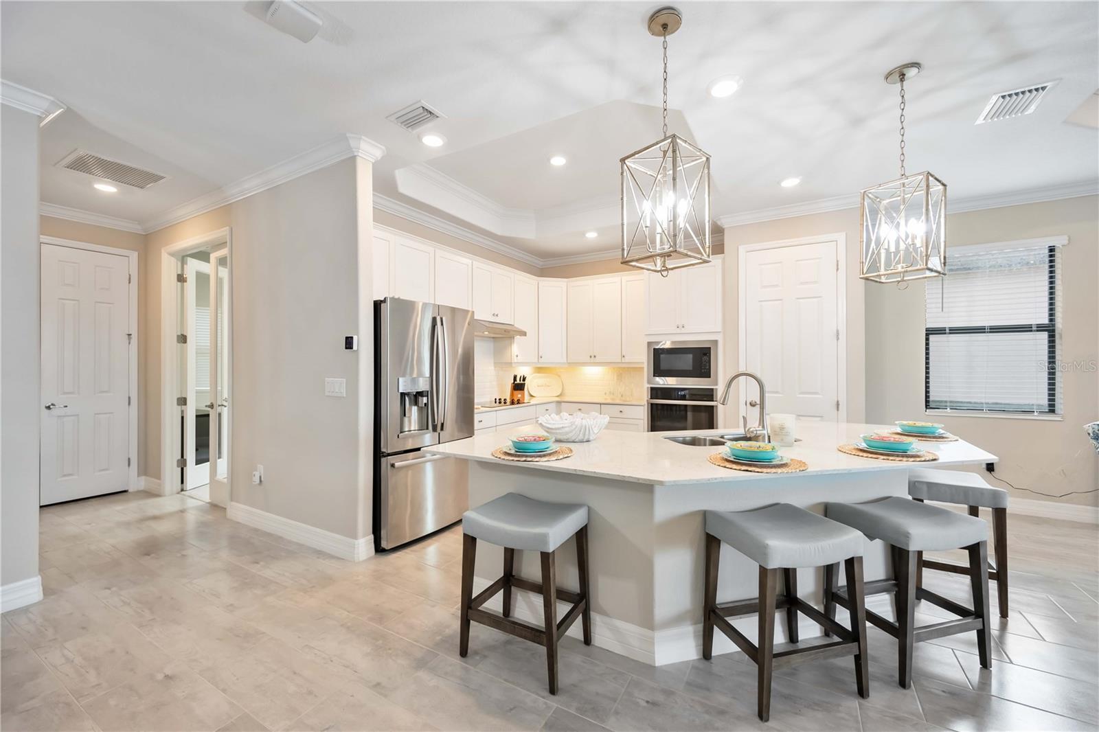 SARASOTA NATIONAL - Residential