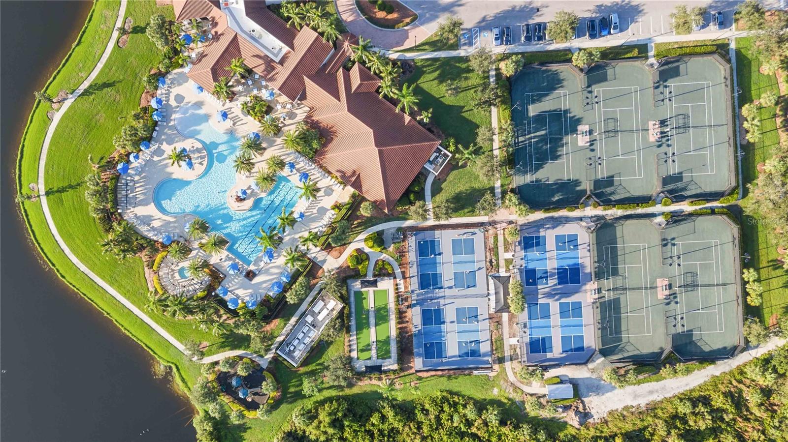 SARASOTA NATIONAL - Residential