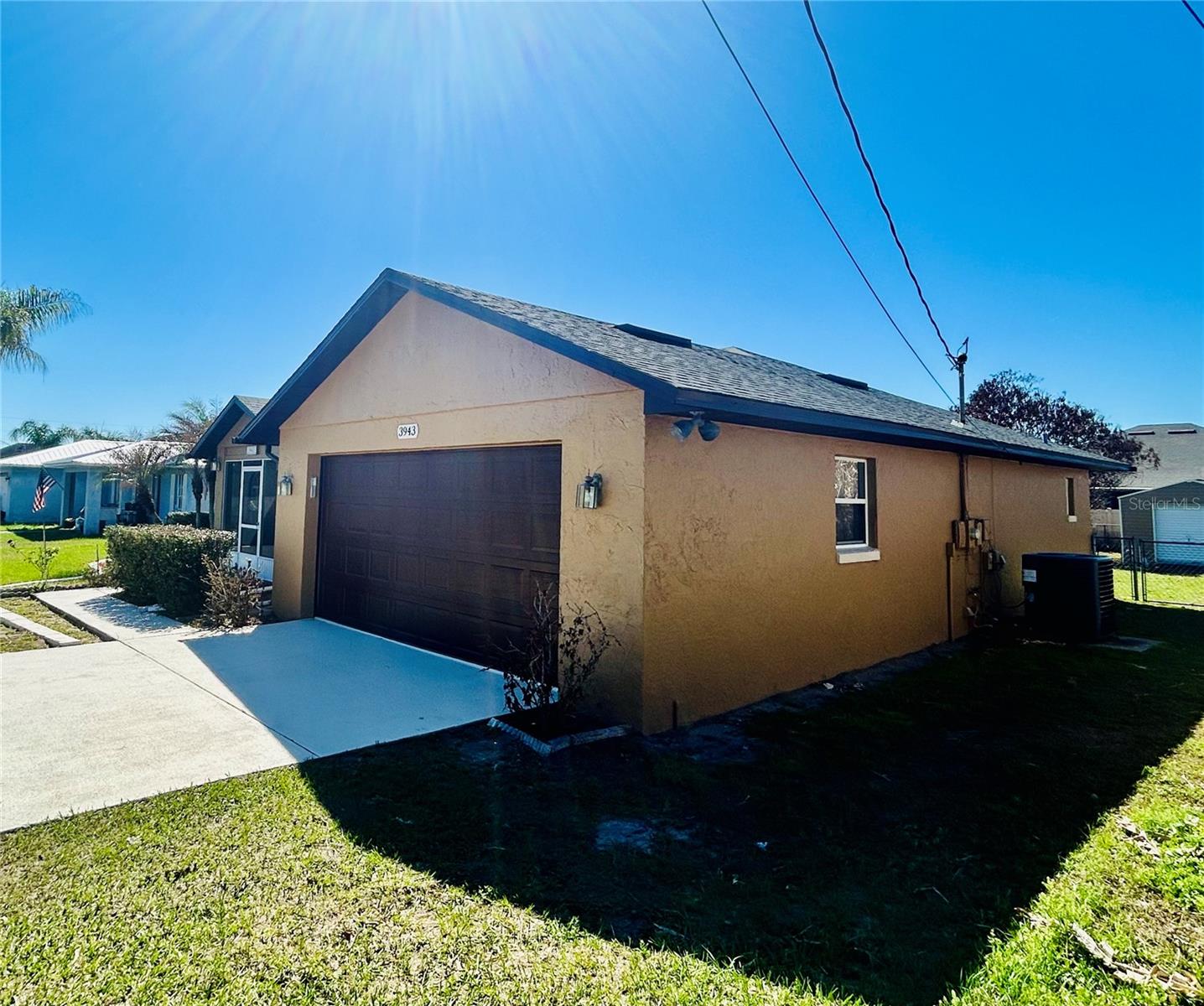 ORANGE WAY 02 - Residential