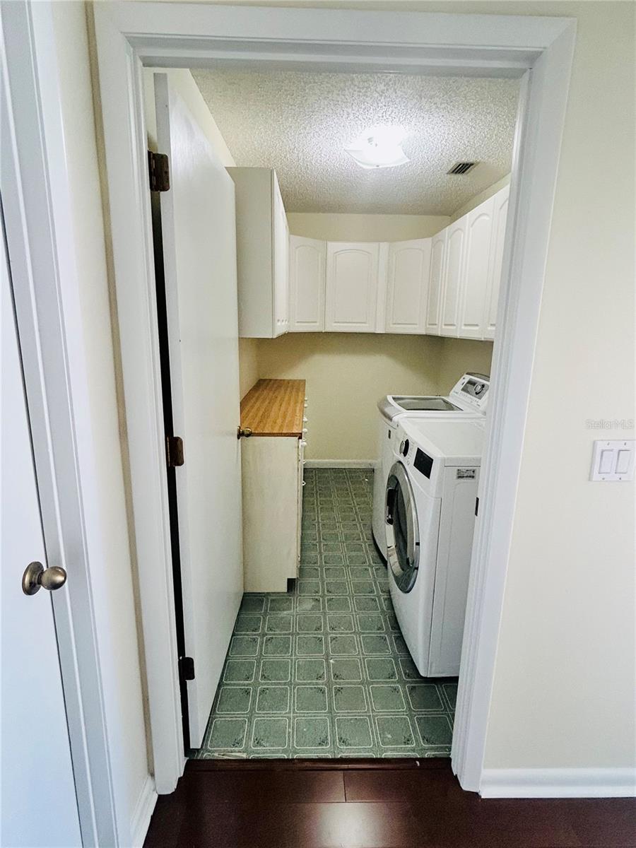 ORANGE WAY 02 - Residential