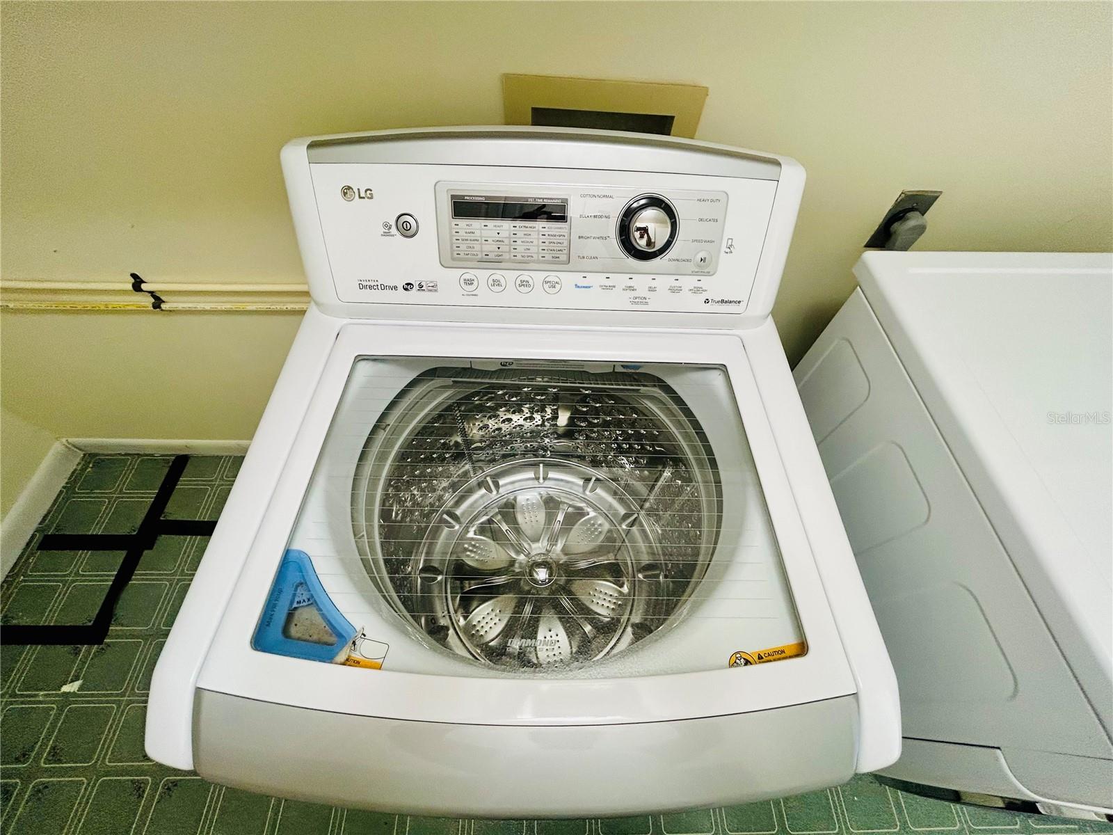 ORANGE WAY 02 - Residential