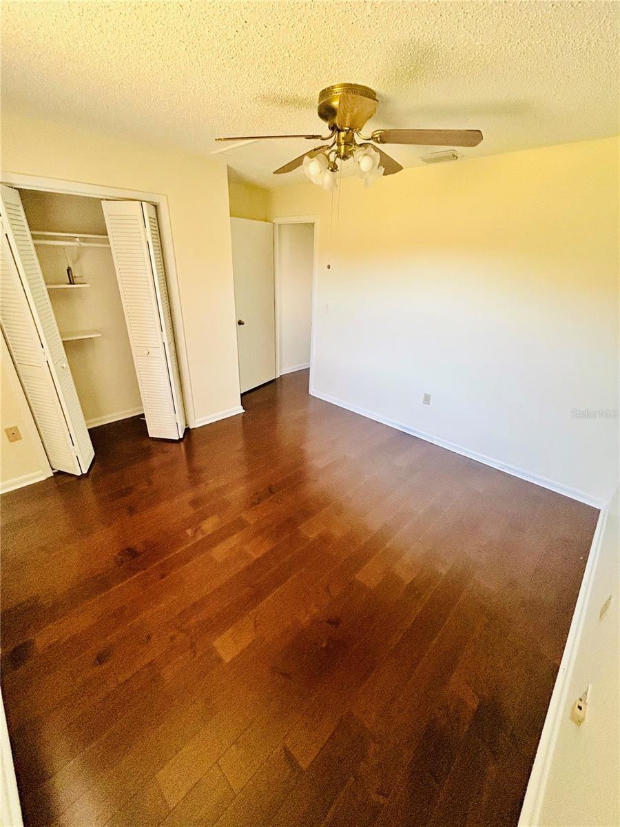 ORANGE WAY 02 - Residential