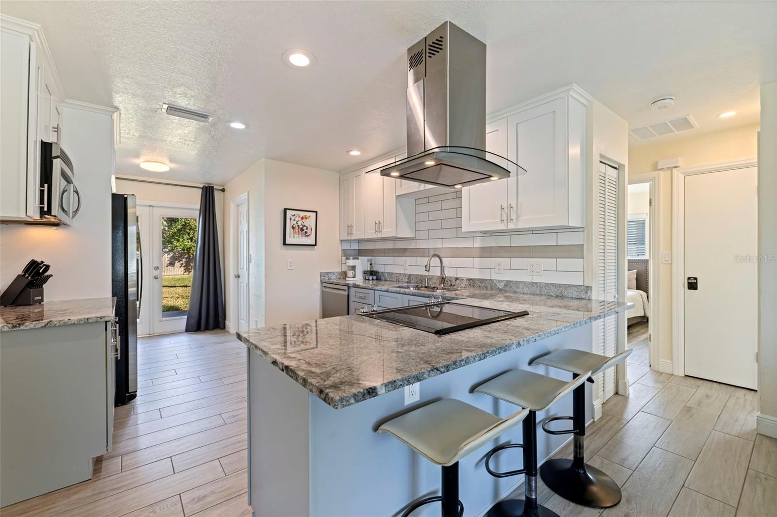 JUNGLE TERRACE SEC B - Residential