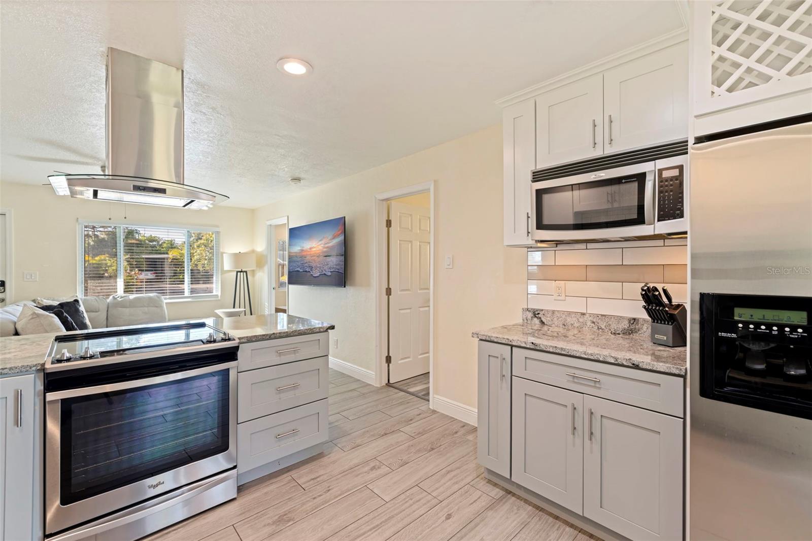 JUNGLE TERRACE SEC B - Residential