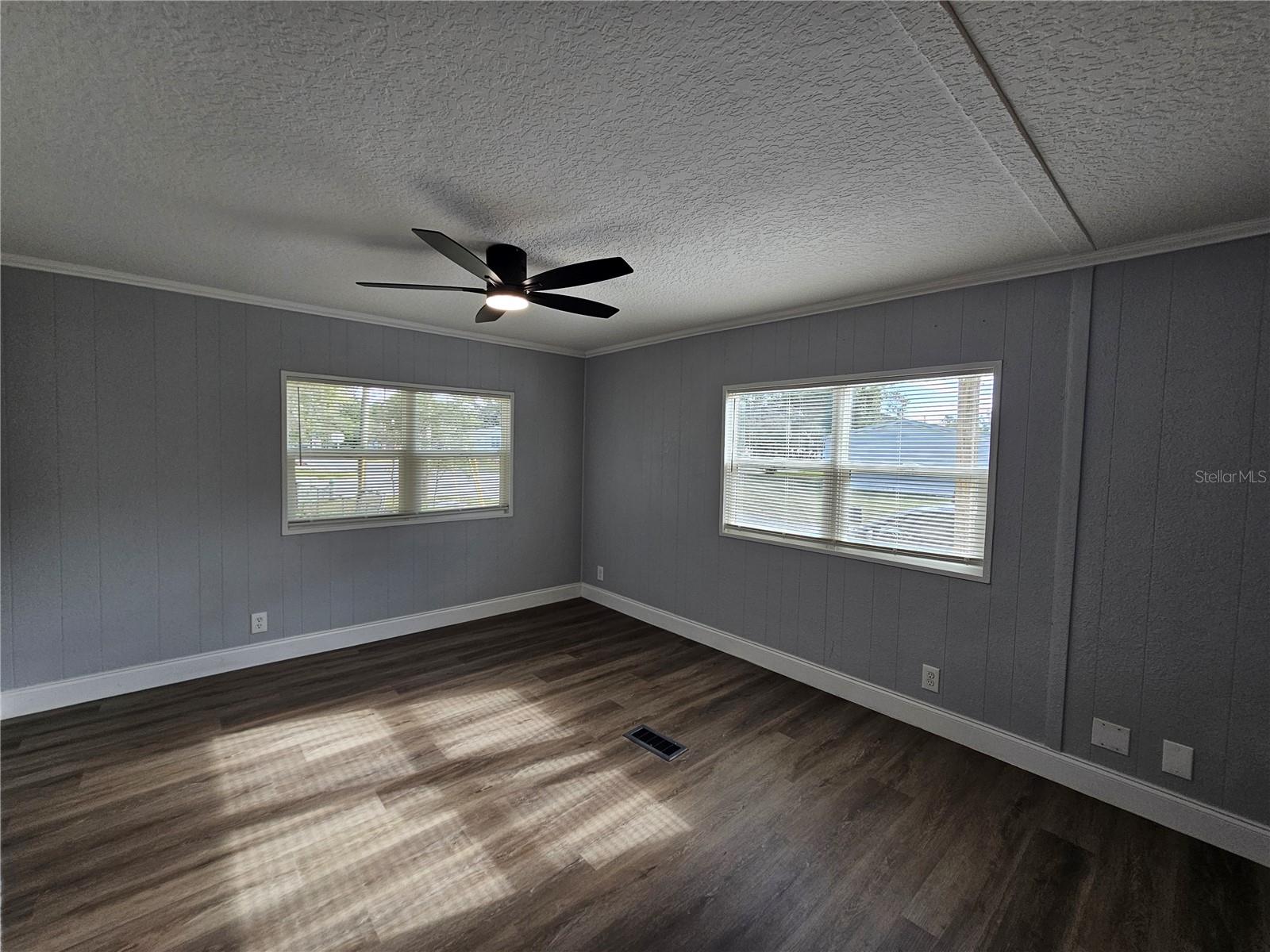 LAKE KATHRYN PARK 4TH ADD - Residential